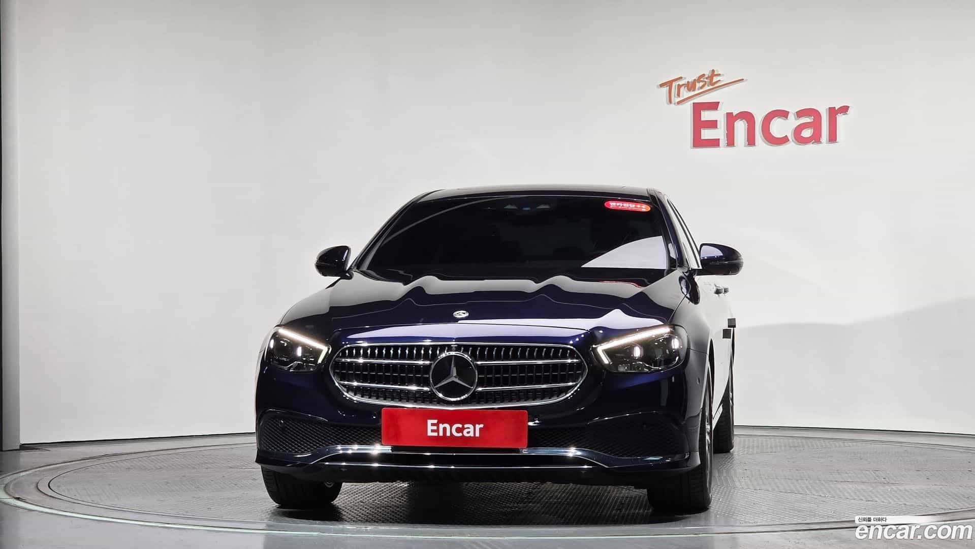 E-Class Mercedes-Benz 2022.7-OUTER-003