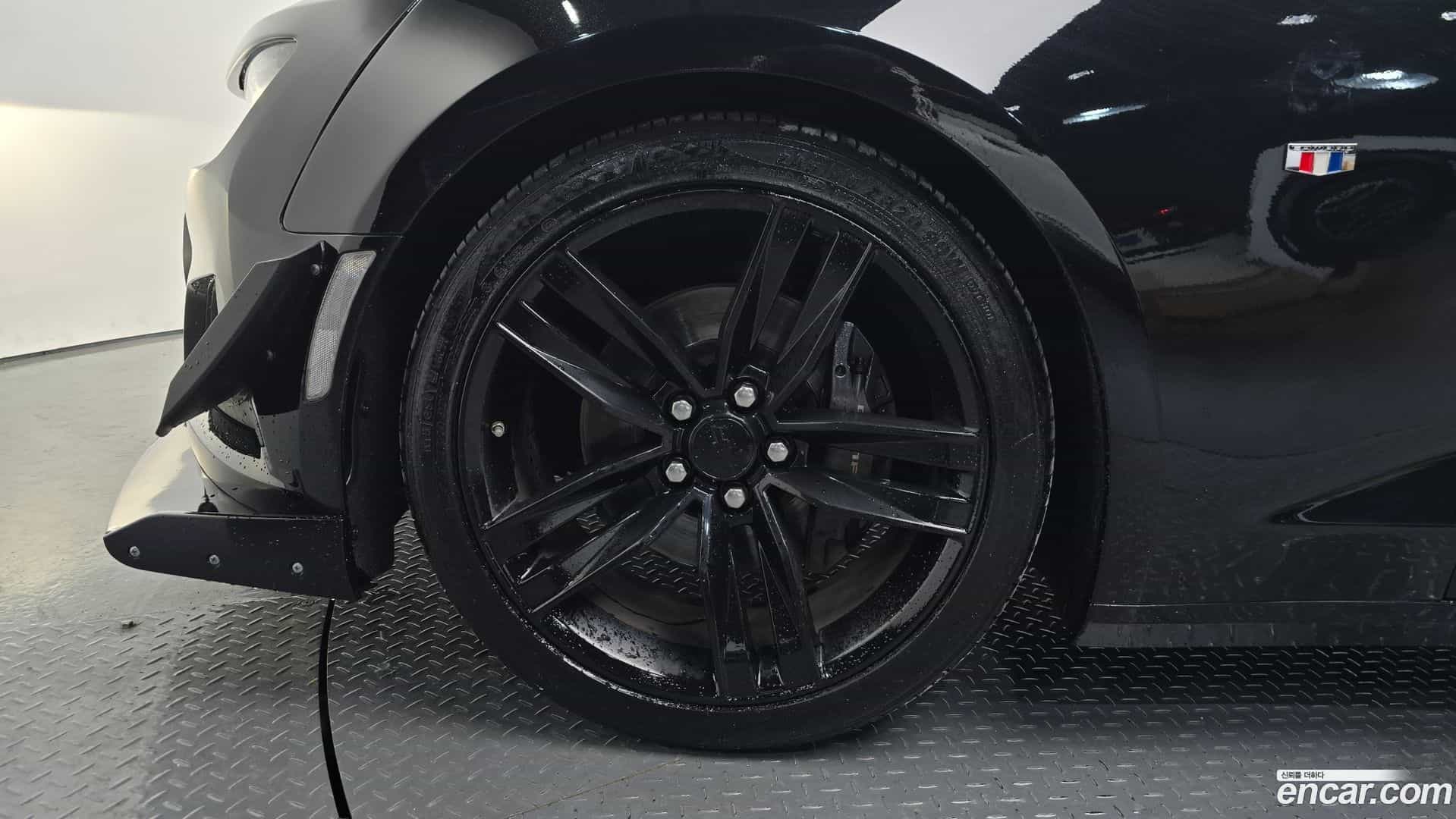 Camaro Chevrolet 2016.9-OUTER-005