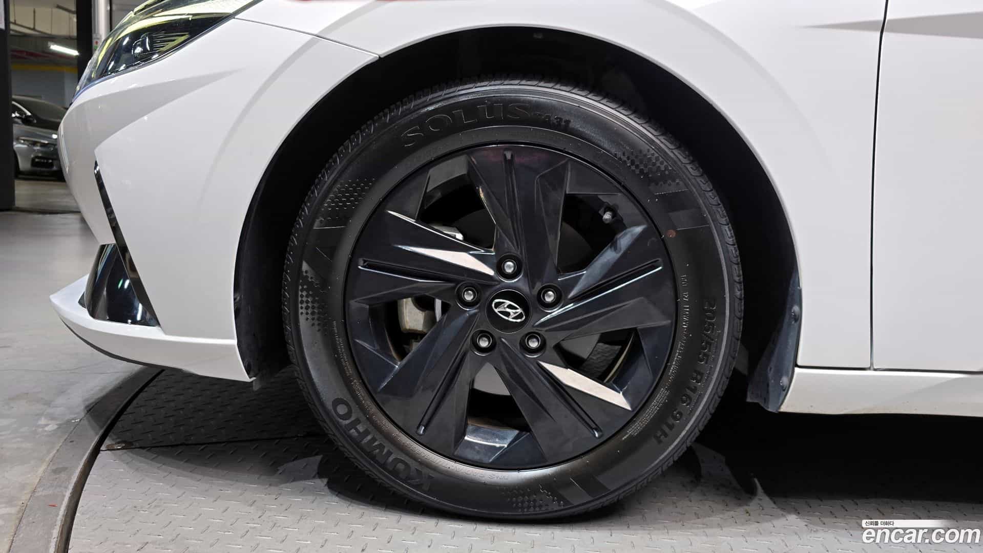 AVANTE Hyundai 2023.2-OUTER-005