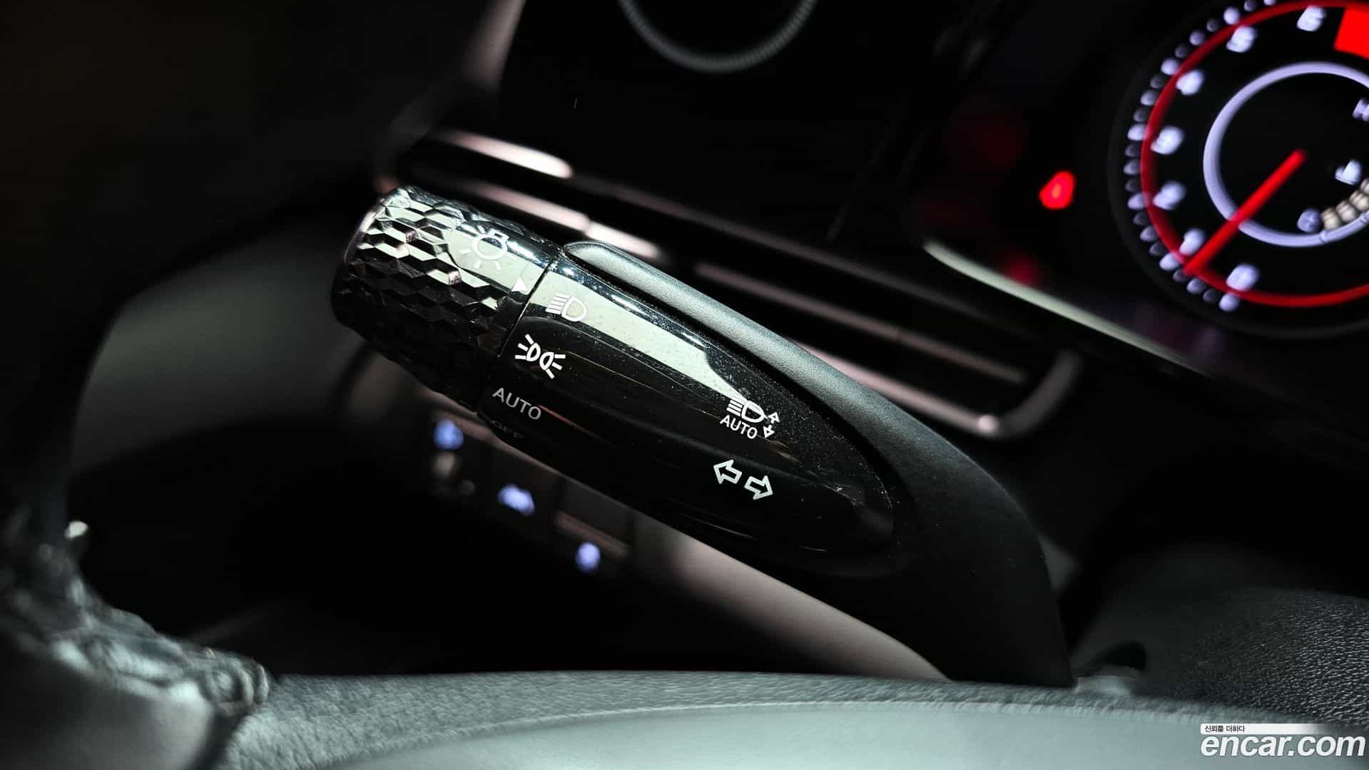 AVANTE Hyundai 2023.2-OPTION-024