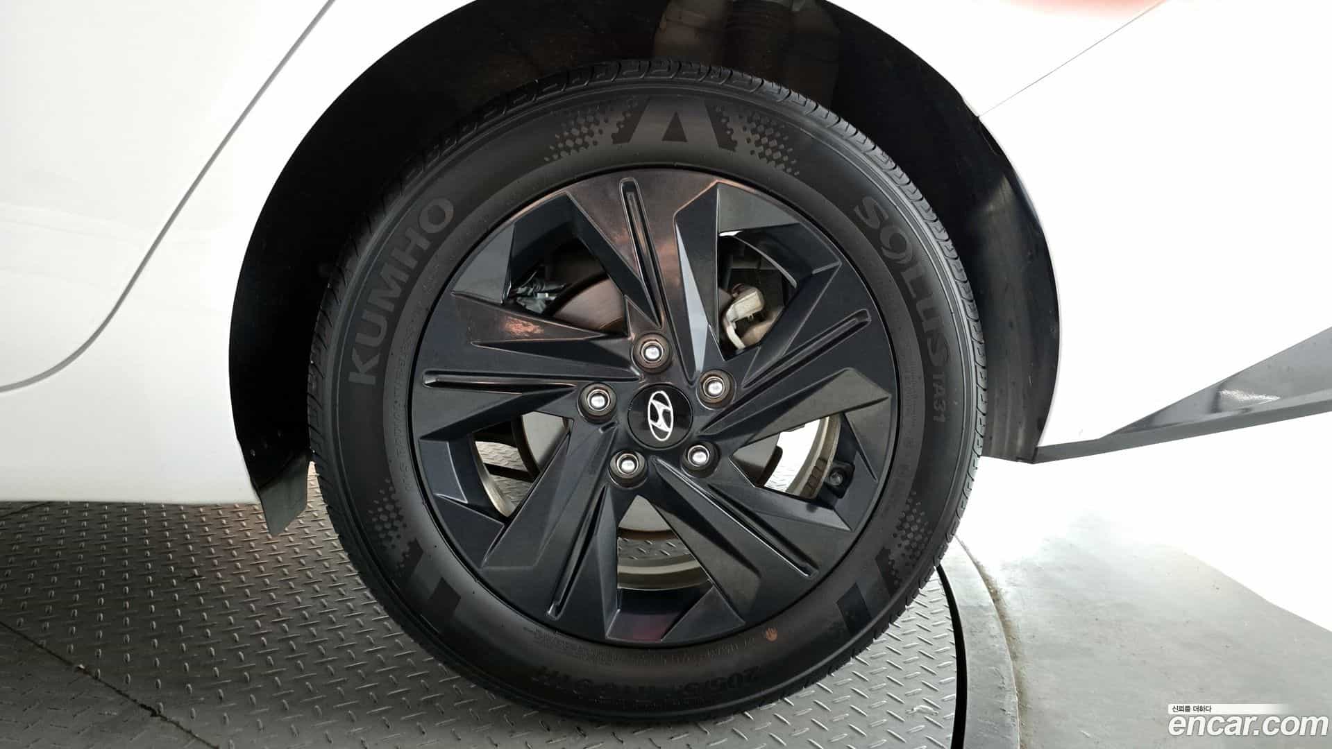 AVANTE Hyundai 2023.2-OUTER-031