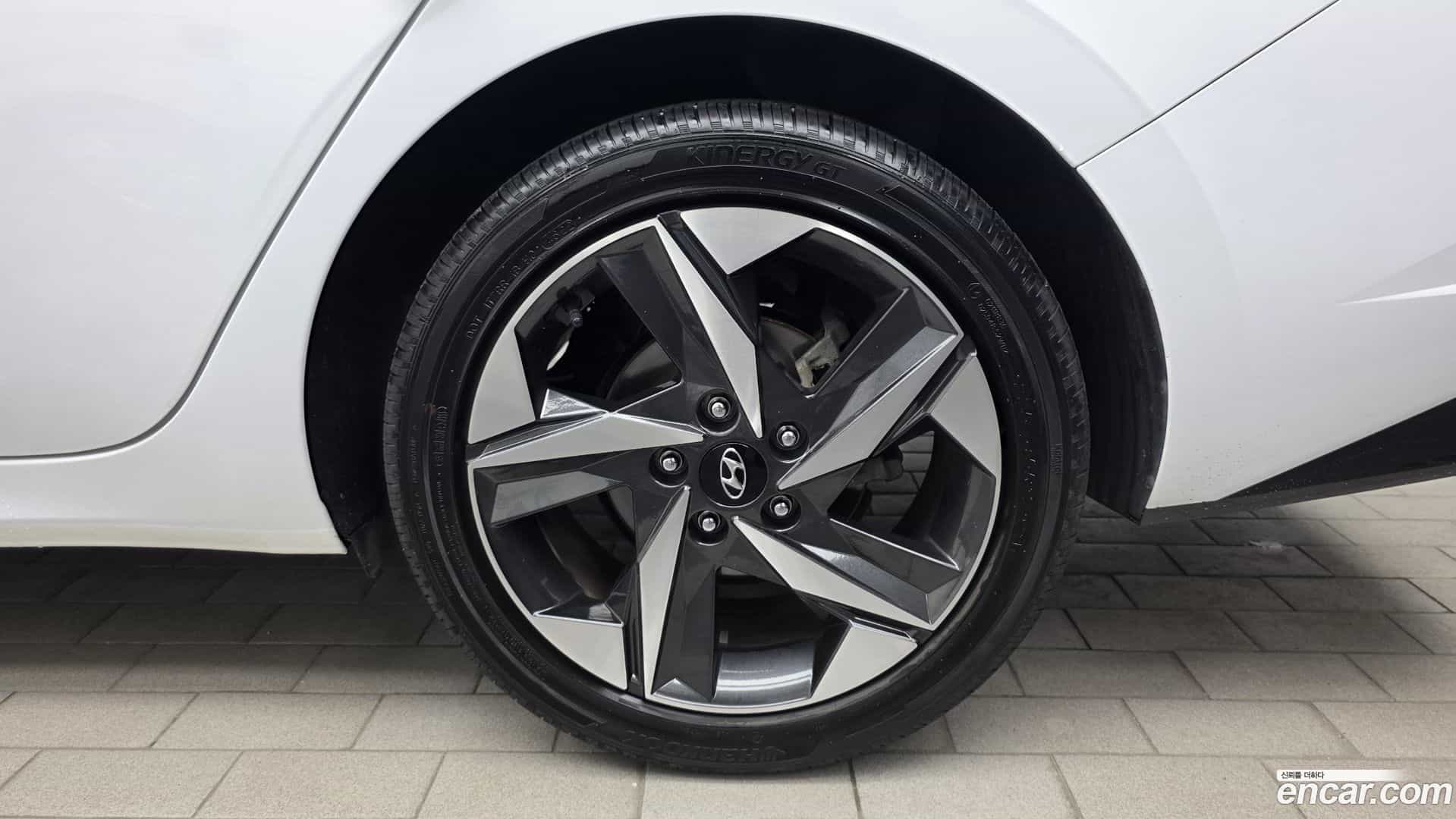 AVANTE Hyundai 2022.11-OUTER-031