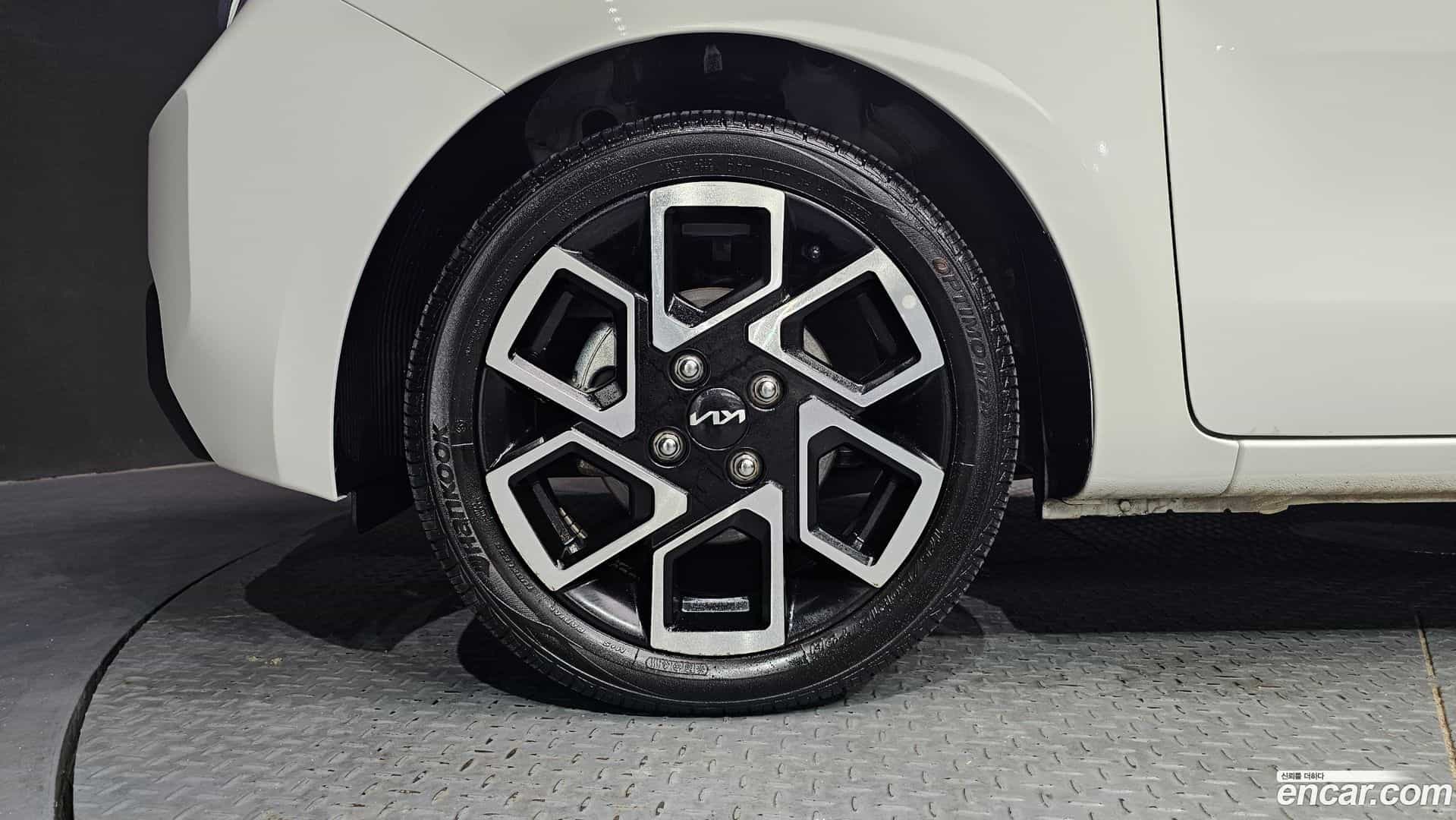 RAY Kia 2025.2-OUTER-005