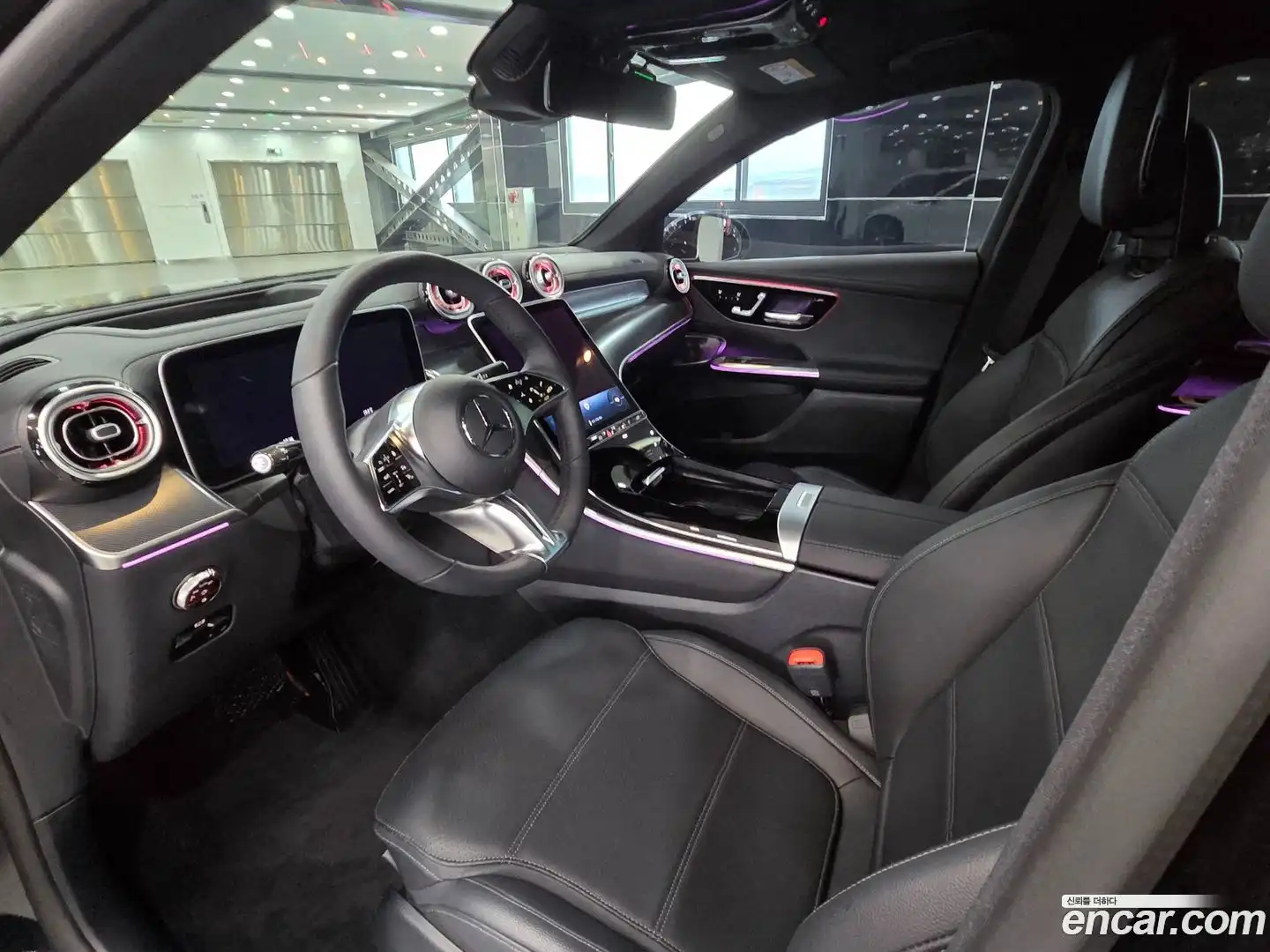 GLC-Class Mercedes-Benz 2025.7-INNER-009