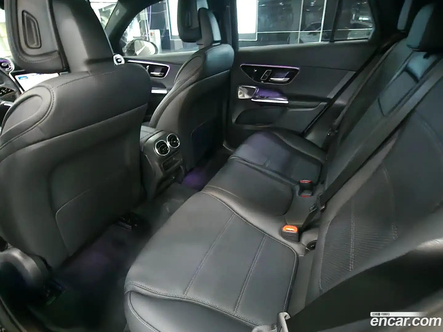 GLC-Class Mercedes-Benz 2025.7-OPTION-021