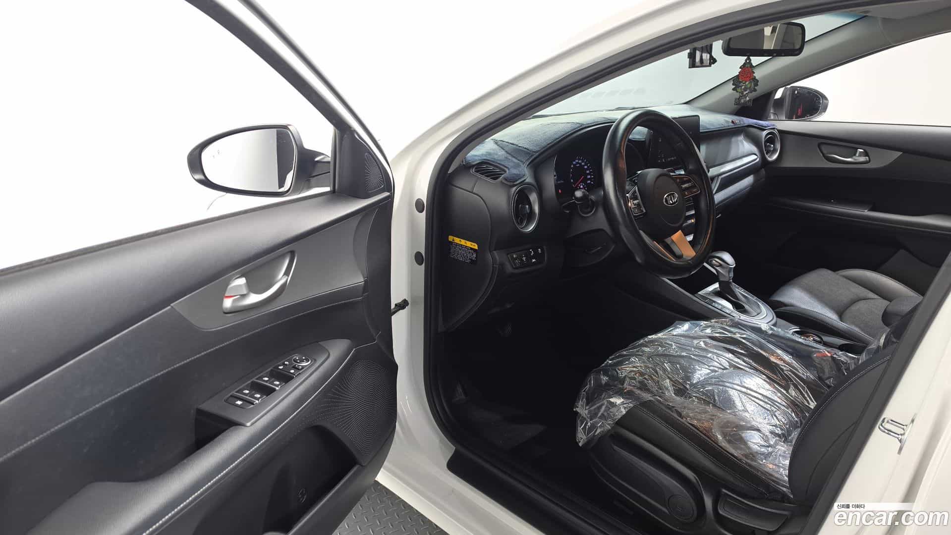 K3 Kia 2019.0-INNER-010