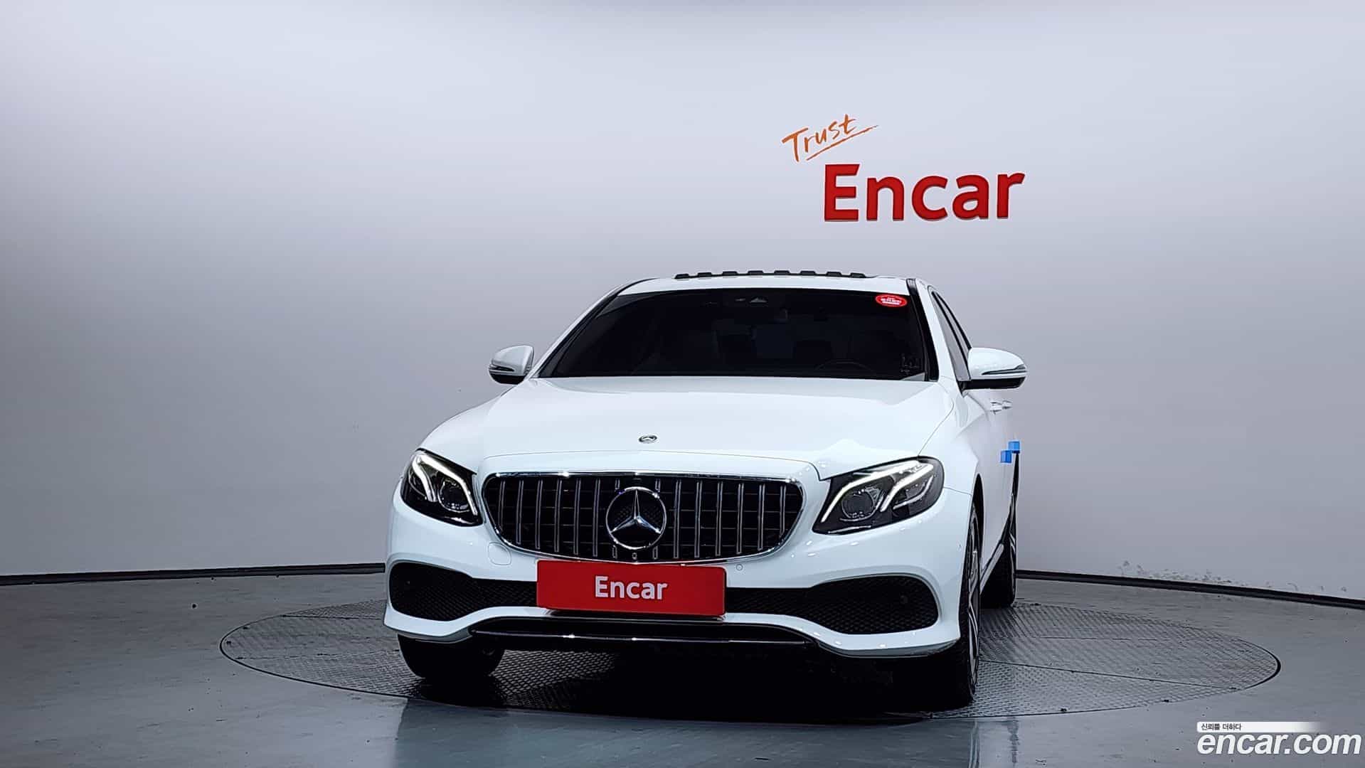 E-Class Mercedes-Benz 2018.11-OUTER-003