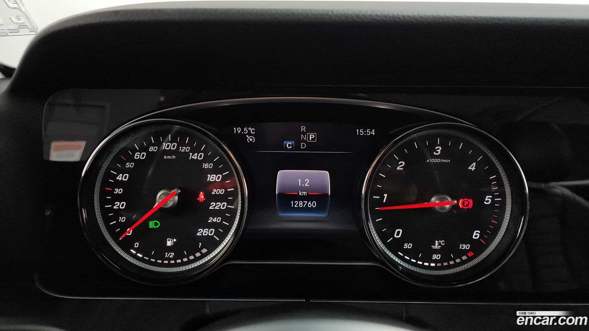 E-Class Mercedes-Benz 2018.11-INNER-008
