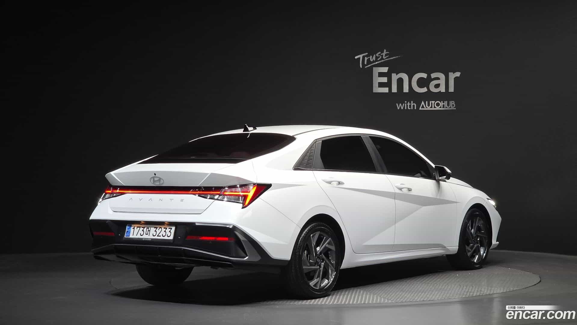 AVANTE Hyundai 2024.0-OUTER-002