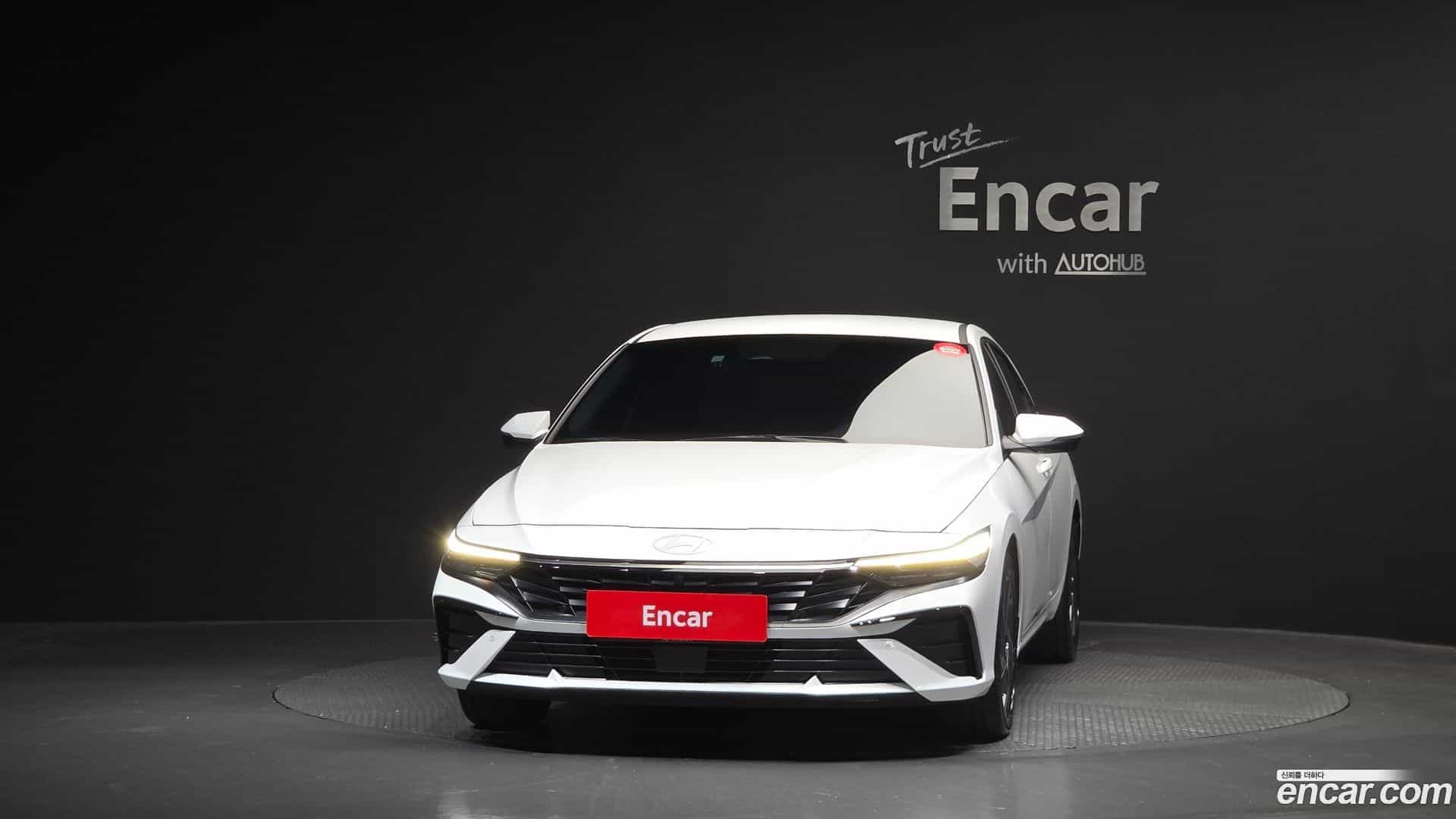 AVANTE Hyundai 2024.0-OUTER-003