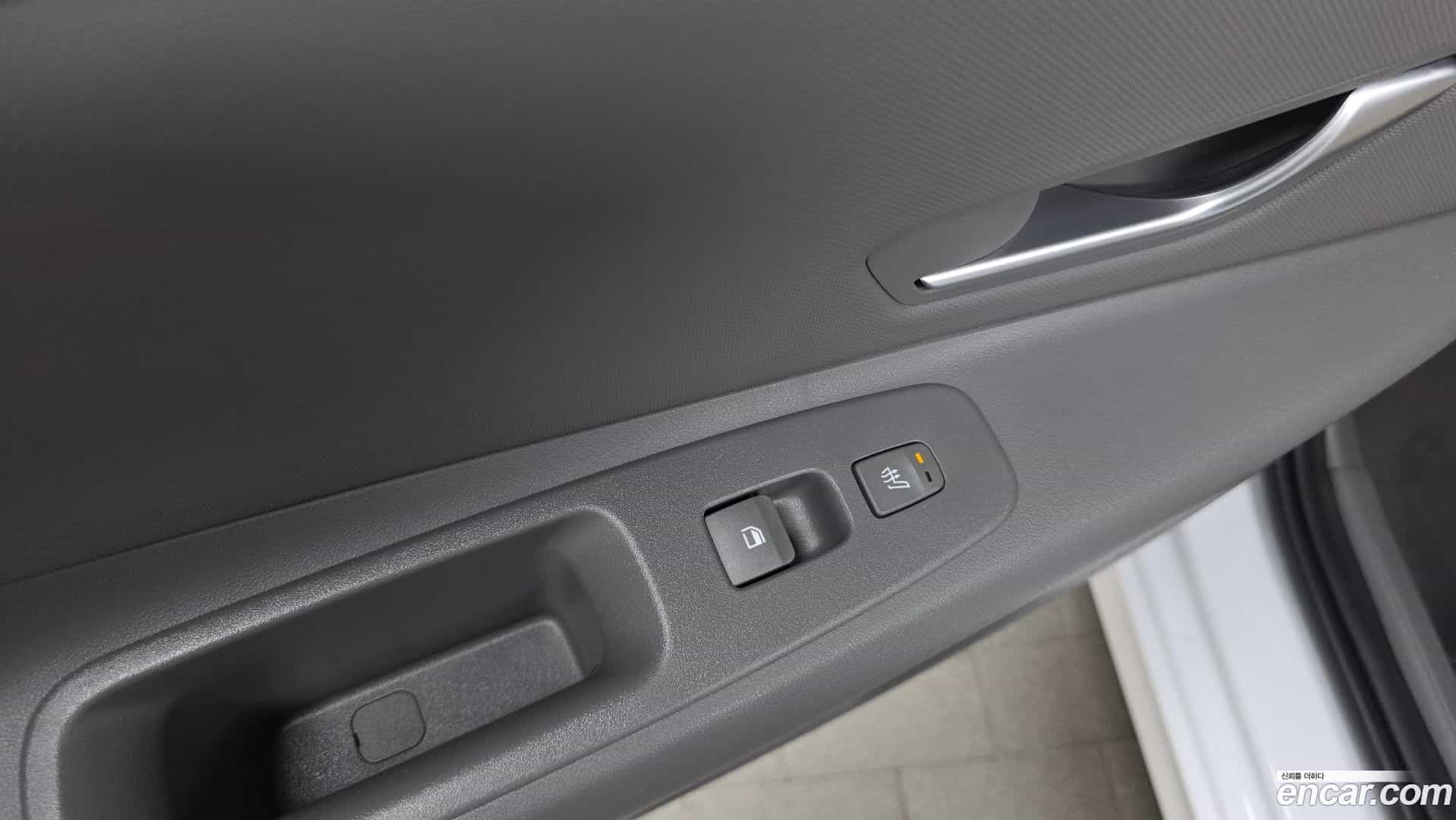 AVANTE Hyundai 2024.0-OPTION-023