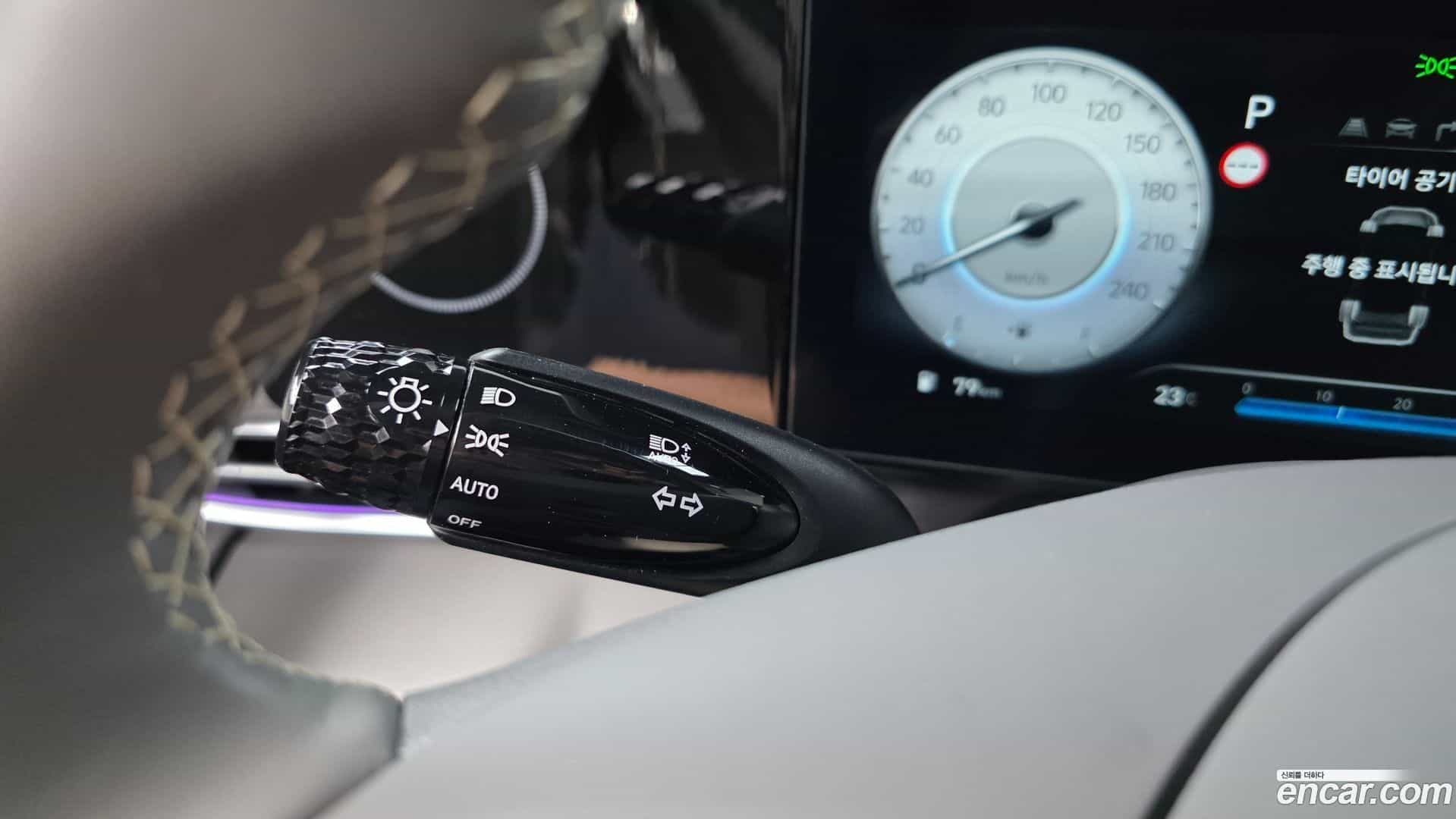 AVANTE Hyundai 2024.0-OPTION-040