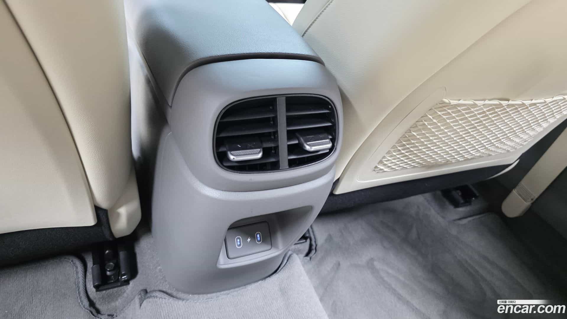 AVANTE Hyundai 2024.0-OPTION-045