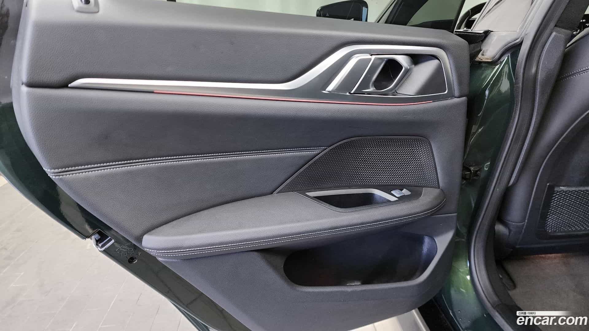 i4 BMW 2022.3-INNER-035