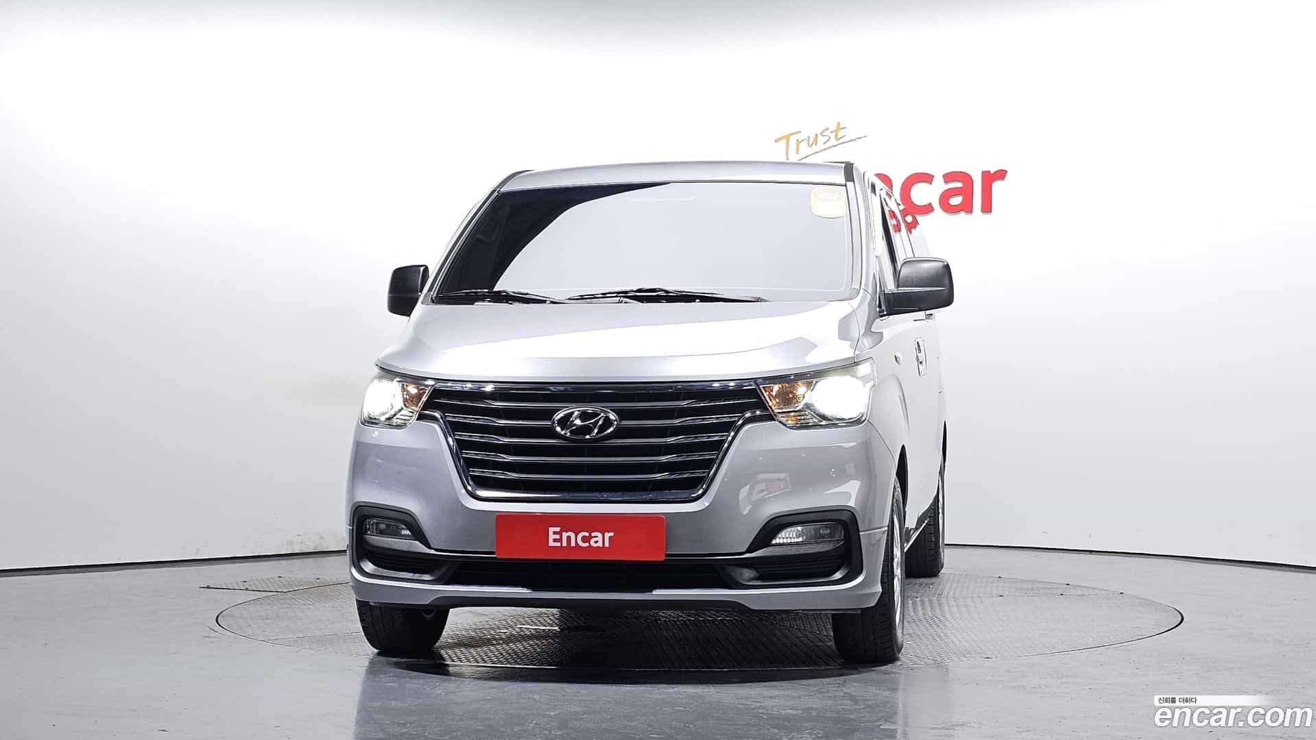 Starex Hyundai 2018.8-OUTER-003