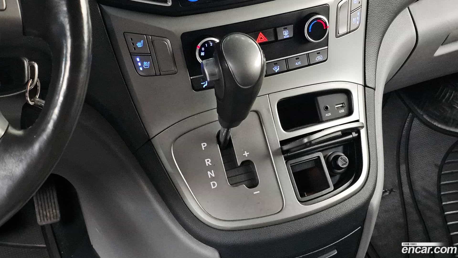 Starex Hyundai 2018.8-INNER-009