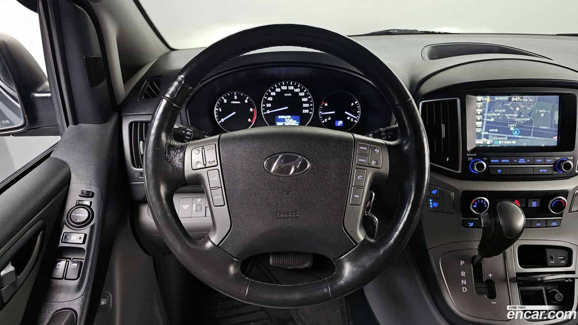 Starex Hyundai 2018.8-OPTION-016