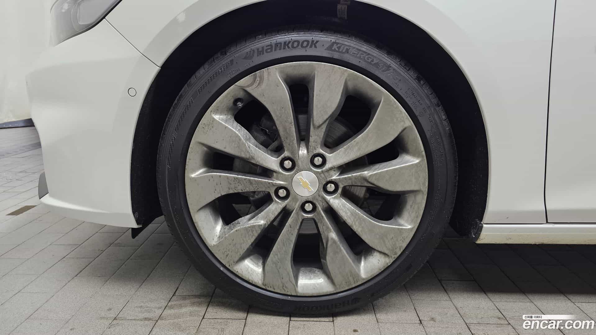 Malibu Chevrolet 2017.10-OUTER-005