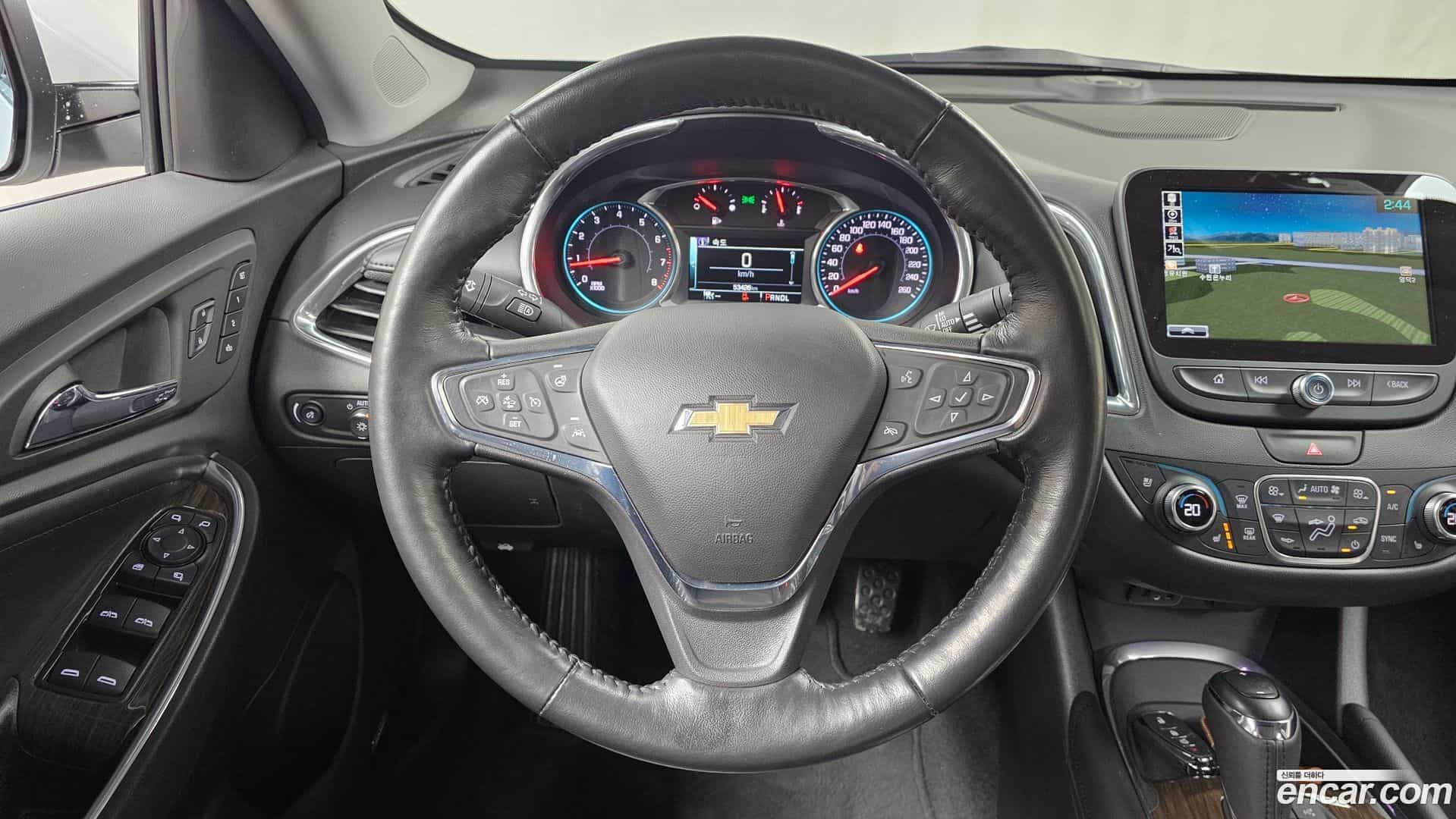 Malibu Chevrolet 2017.10-OPTION-017