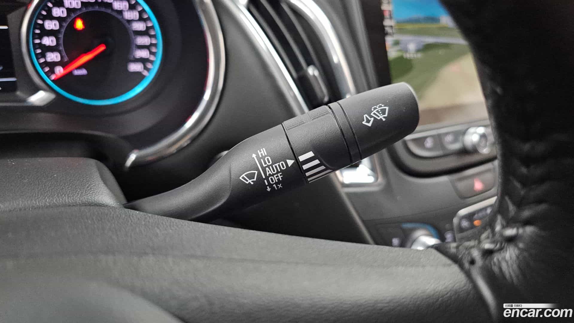 Malibu Chevrolet 2017.10-OPTION-024