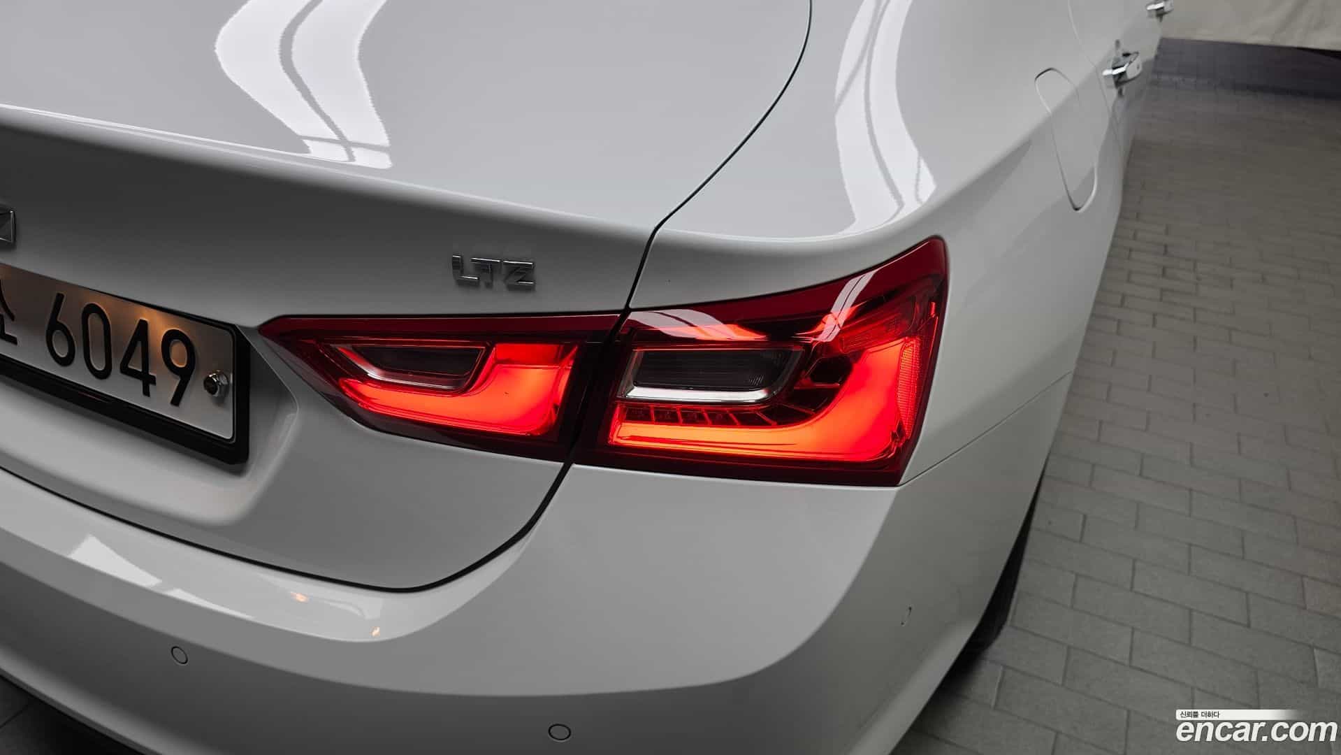 Malibu Chevrolet 2017.10-OUTER-033