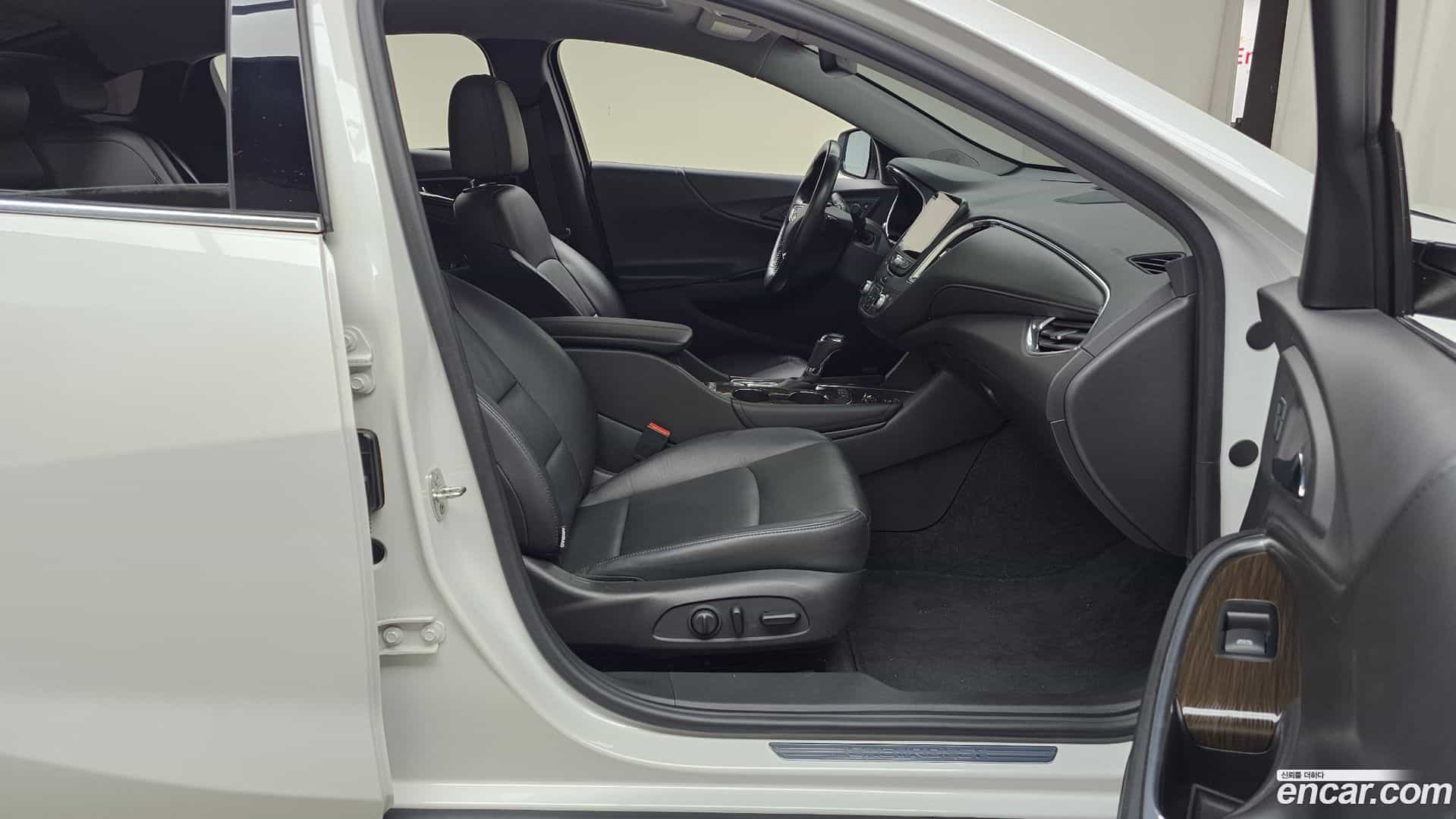 Malibu Chevrolet 2017.10-INNER-036