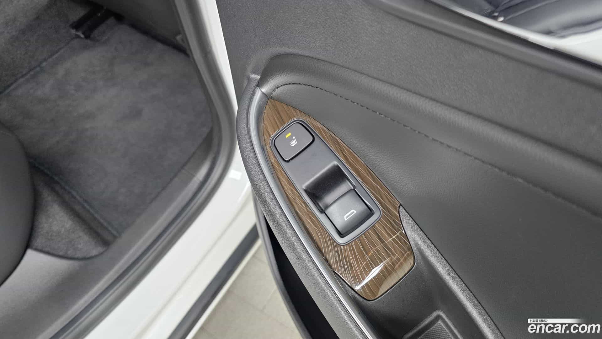 Malibu Chevrolet 2017.10-OPTION-040