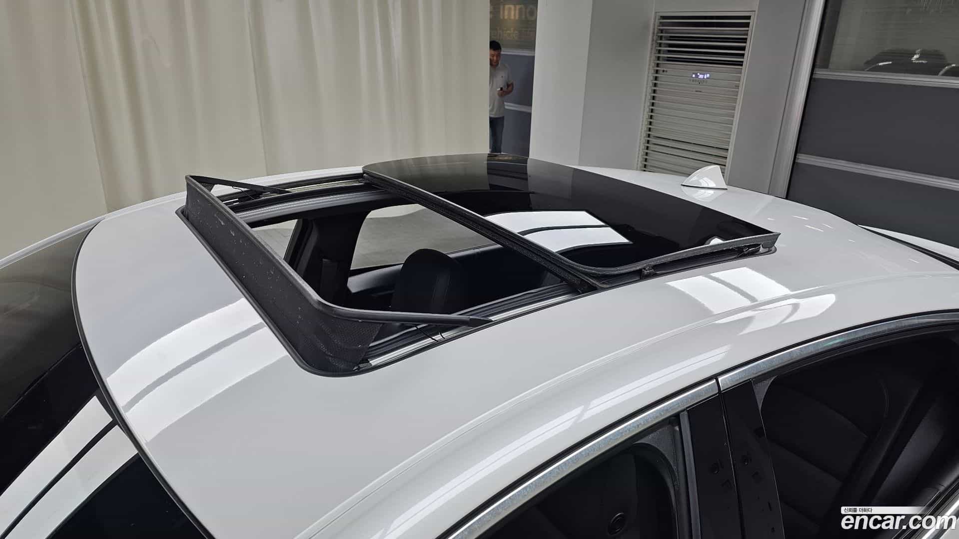 Malibu Chevrolet 2017.10-OPTION-041