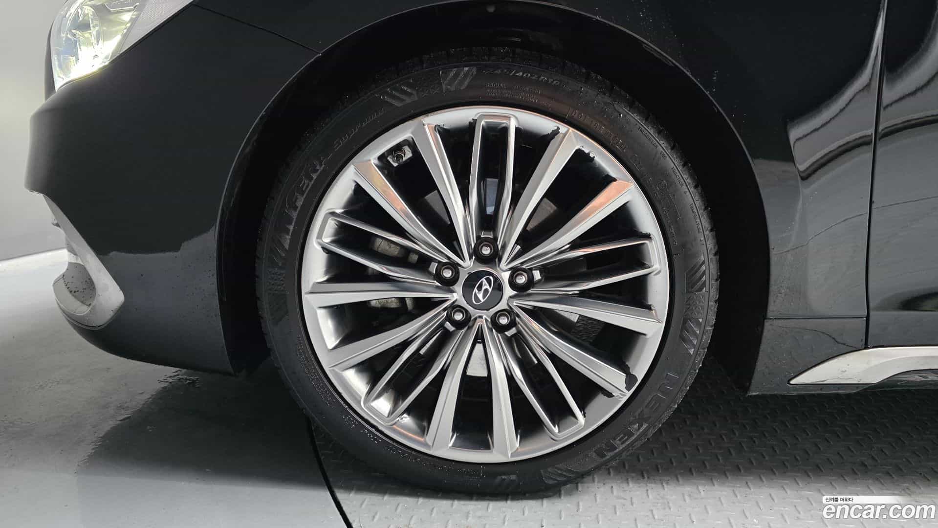 Grandeur Hyundai 2019.0-OUTER-005