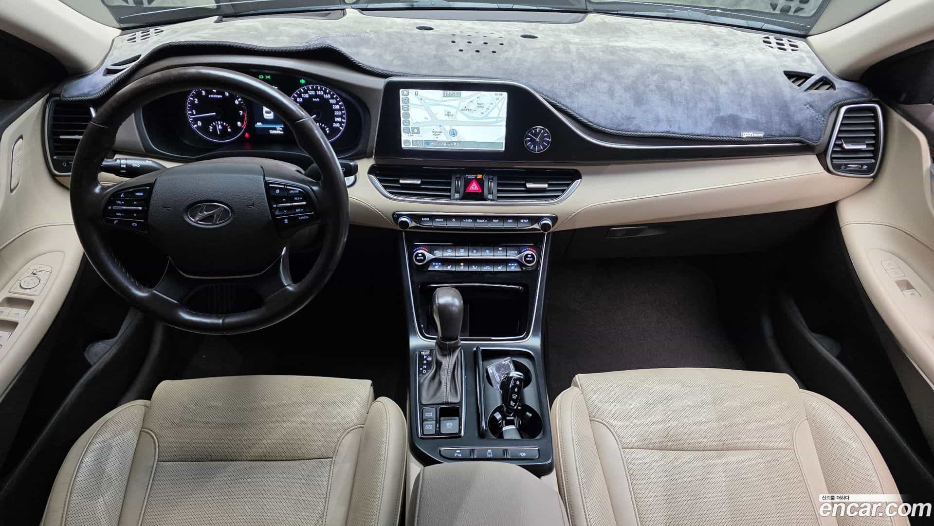 Grandeur Hyundai 2019.0-INNER-007
