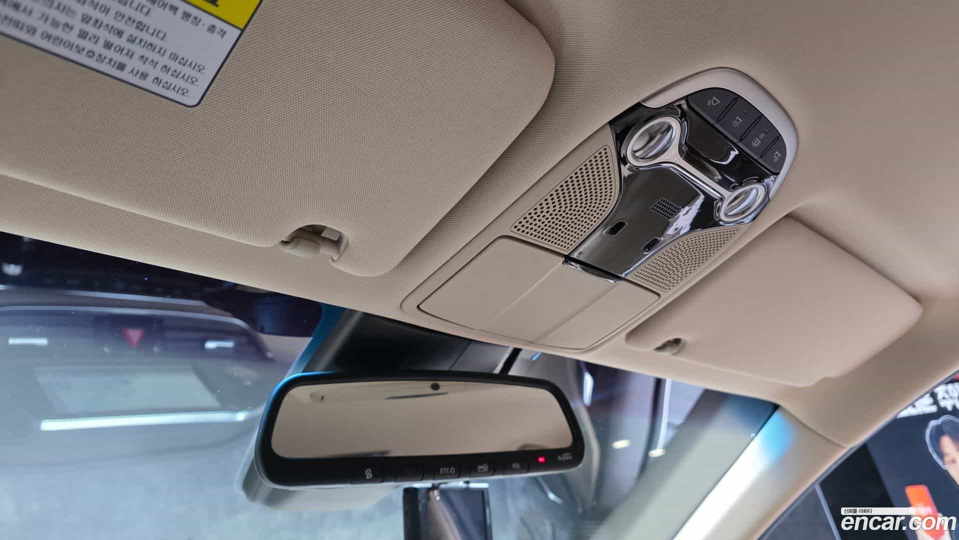 Grandeur Hyundai 2019.0-OPTION-024