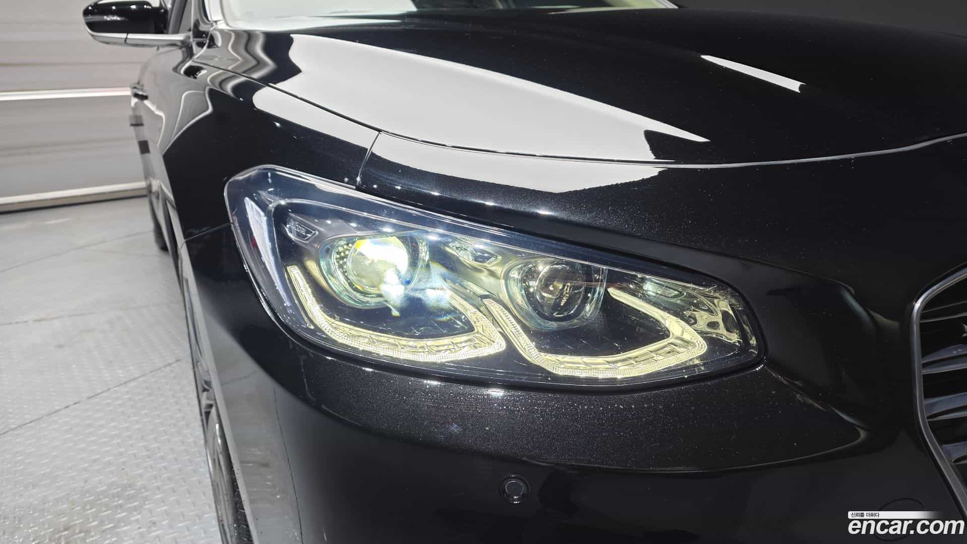 Grandeur Hyundai 2019.0-OUTER-032