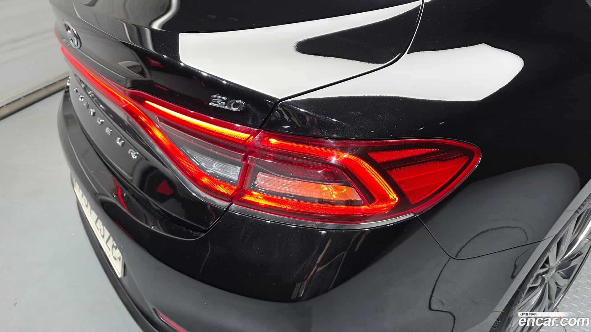 Grandeur Hyundai 2019.0-OUTER-033