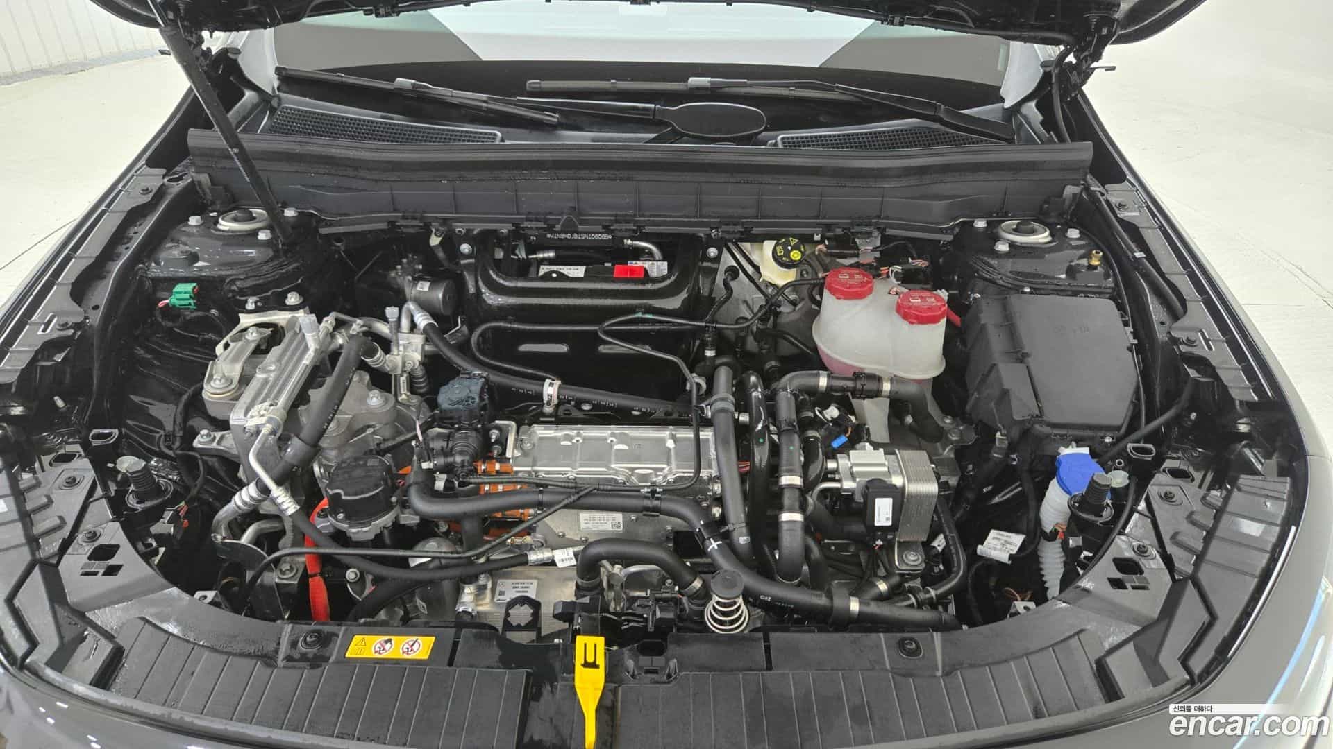 EQB Mercedes-Benz 2025.9-OUTER-006