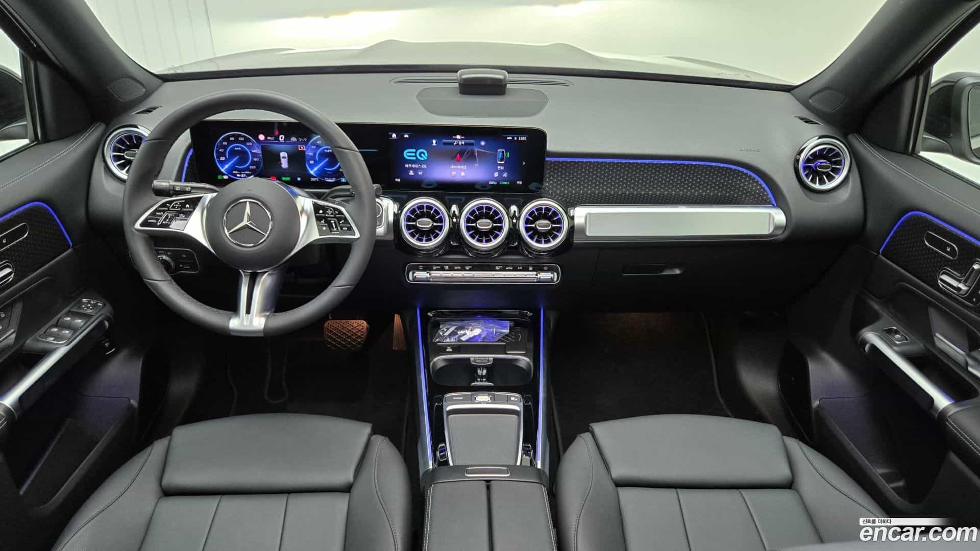 EQB Mercedes-Benz 2025.9-INNER-007