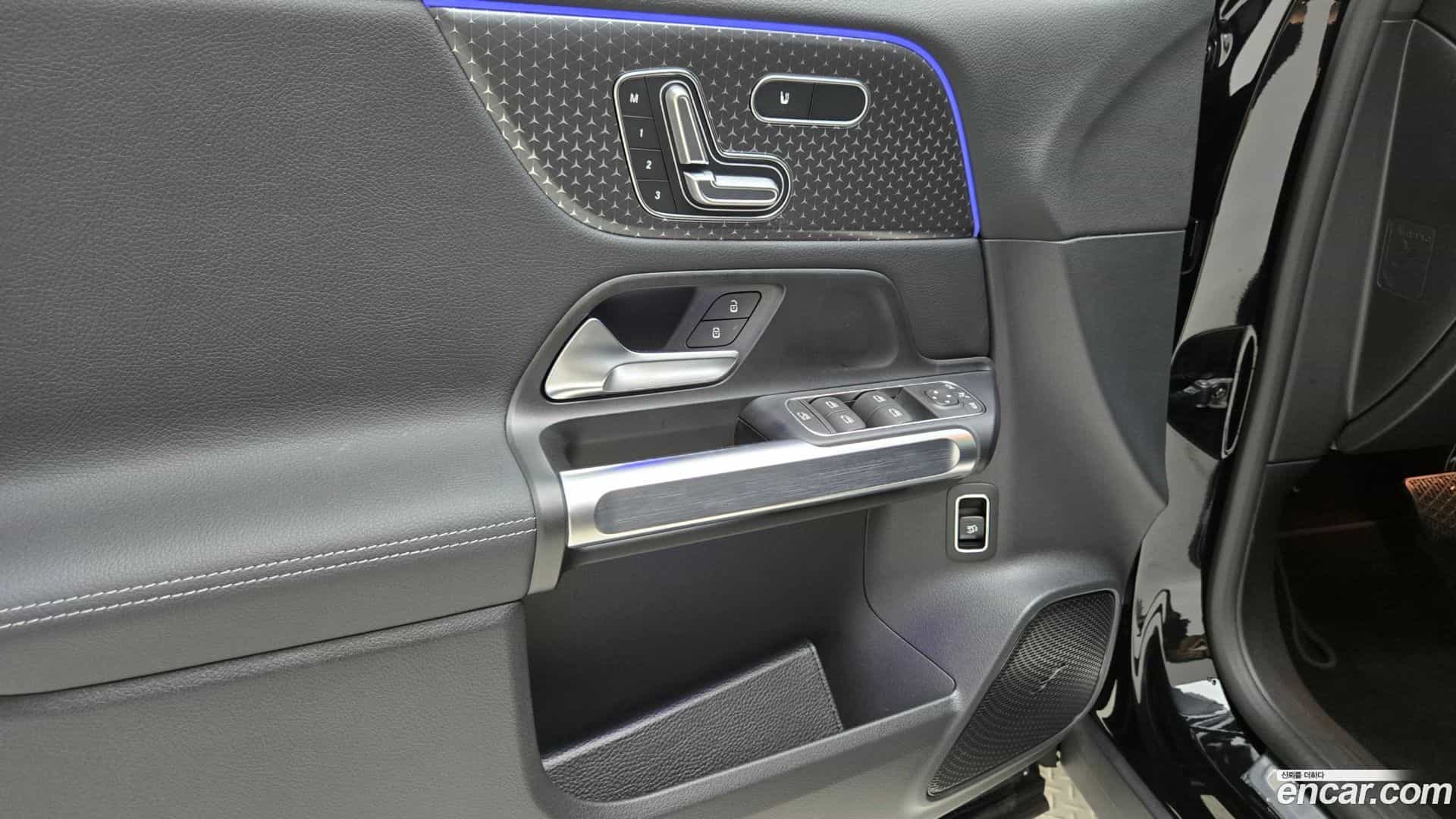 EQB Mercedes-Benz 2025.9-OPTION-019