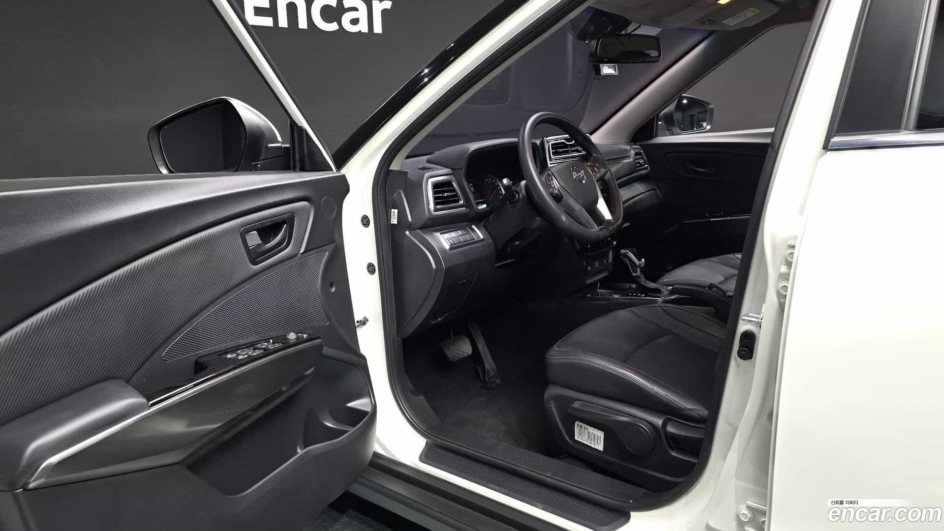 TIBOLI KG Mobility 2021.0-INNER-010