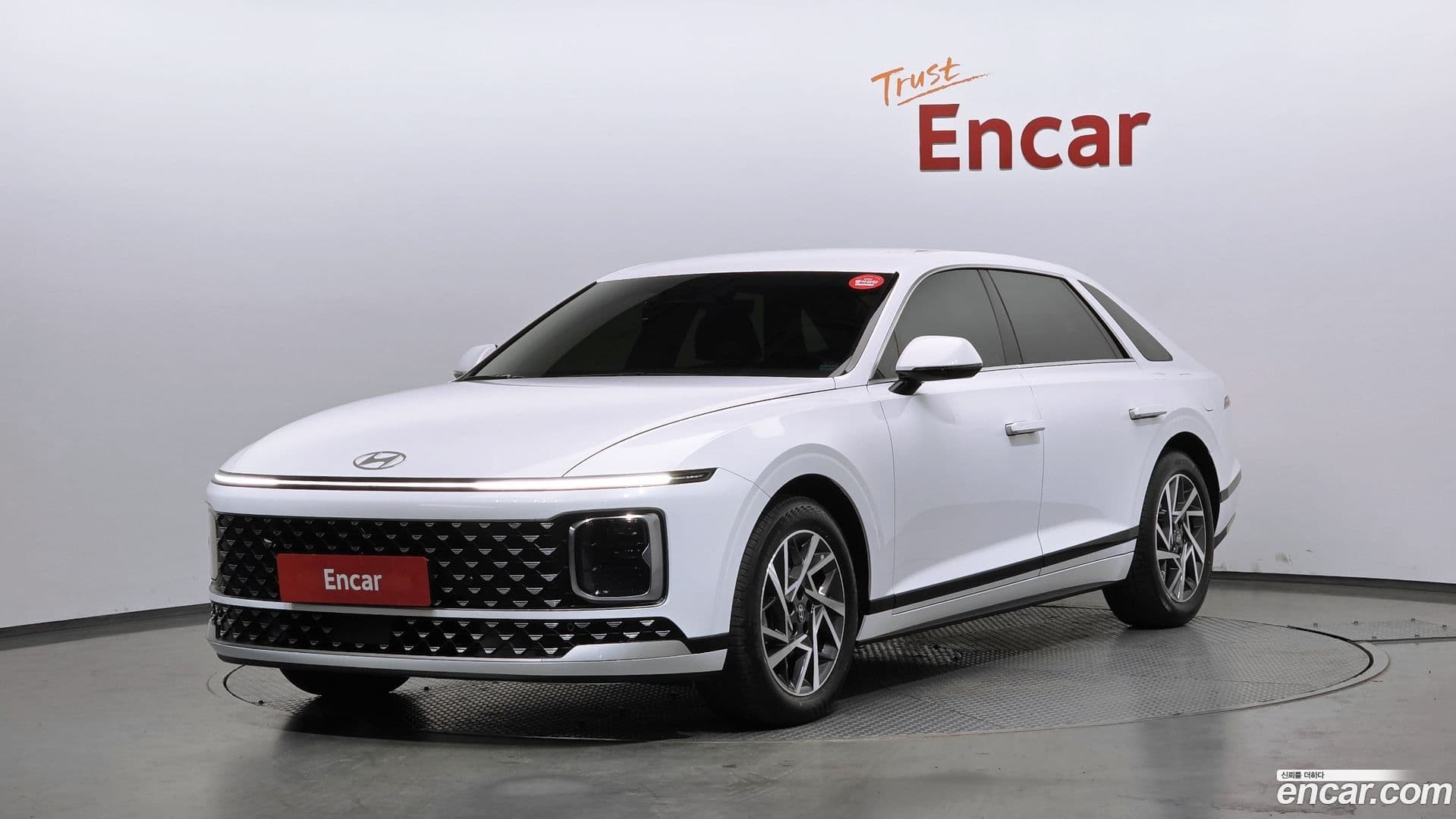 Main__Slider__Photo:Grandeur Hyundai 2026.0-0
