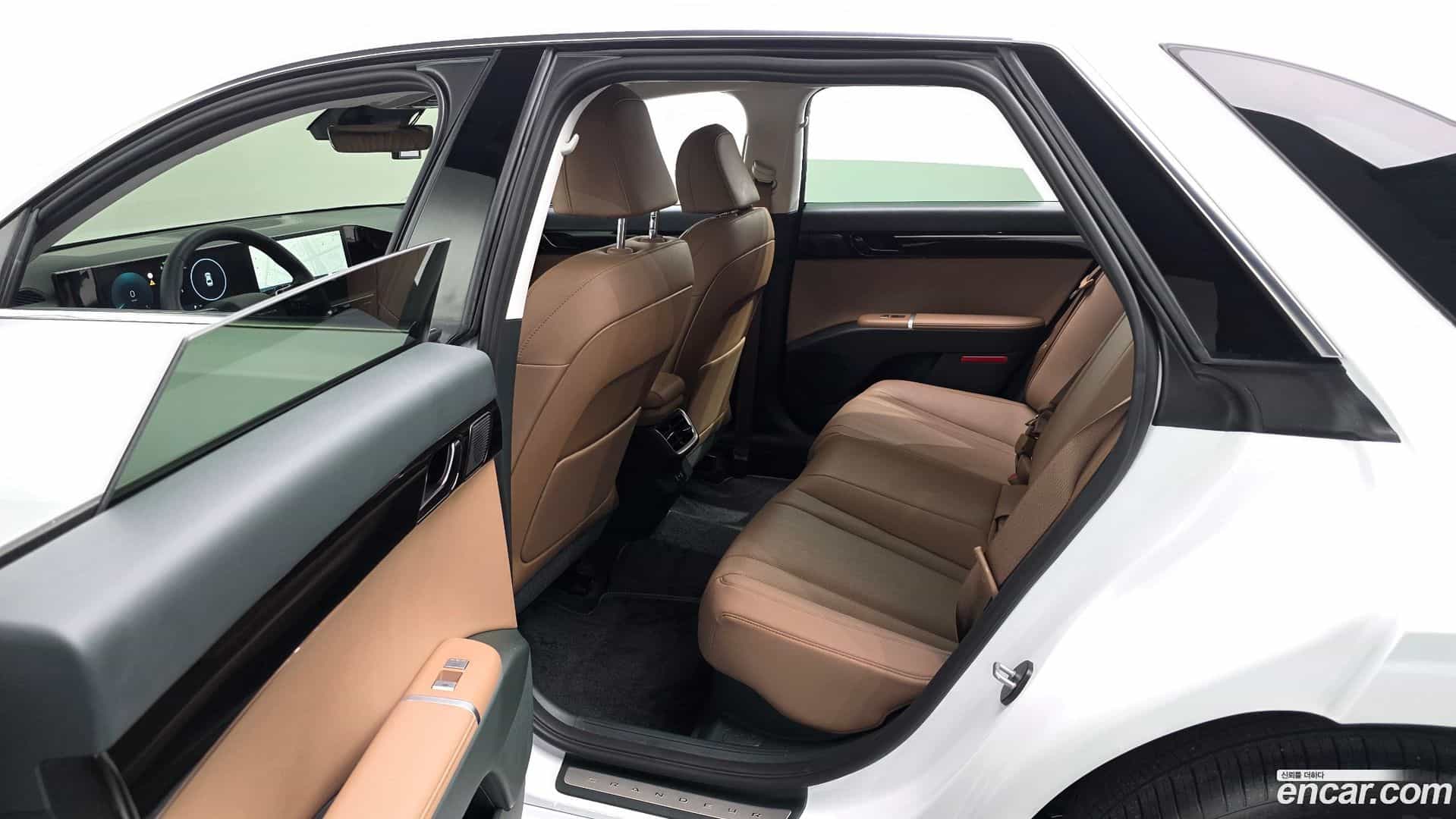 Grandeur Hyundai 2026.0-OPTION-016