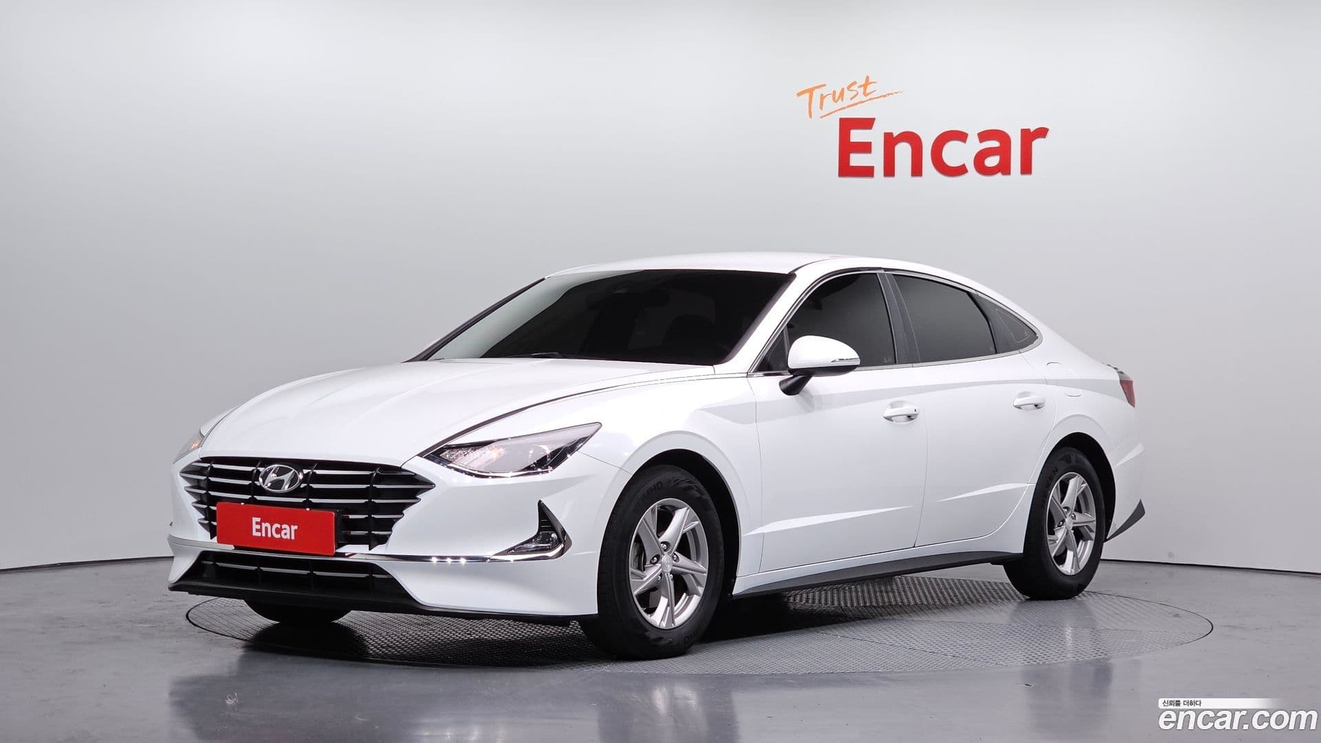 Main__Slider__Photo:Sonata Hyundai 2019.3-0