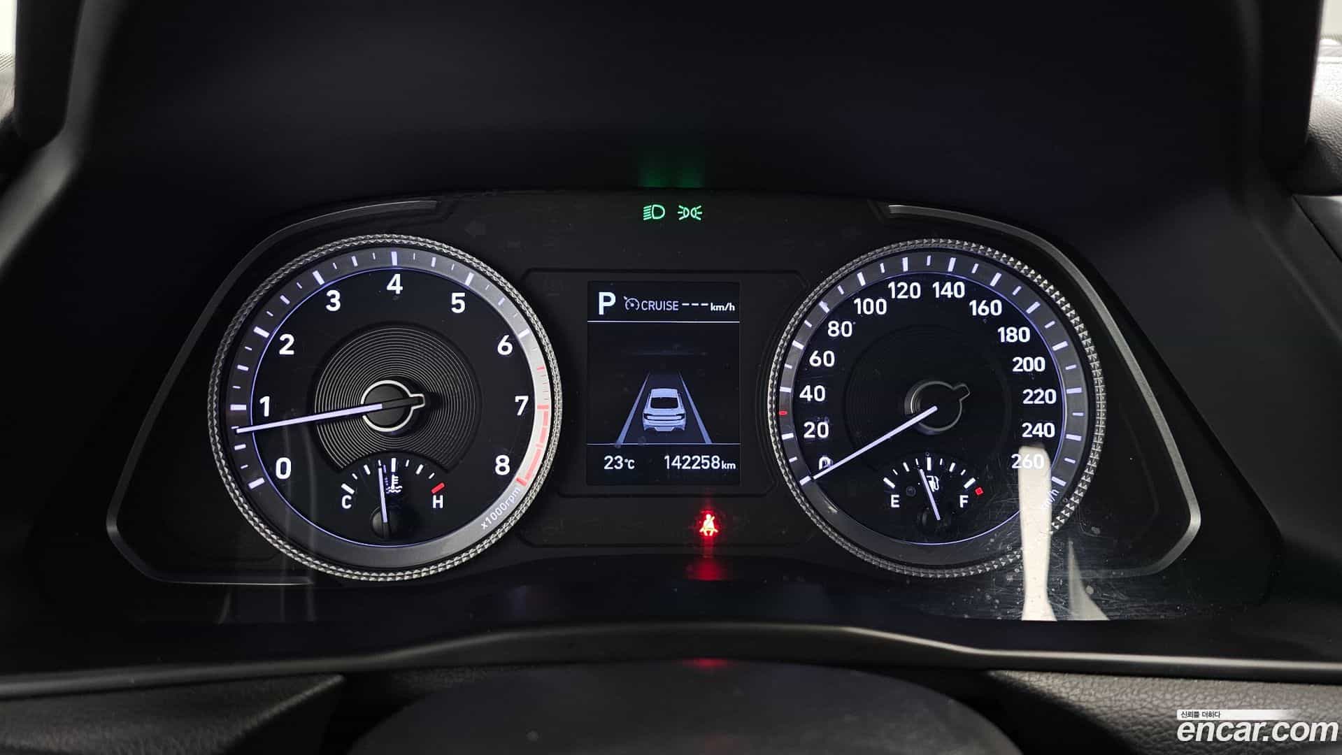 Sonata Hyundai 2019.3-INNER-008