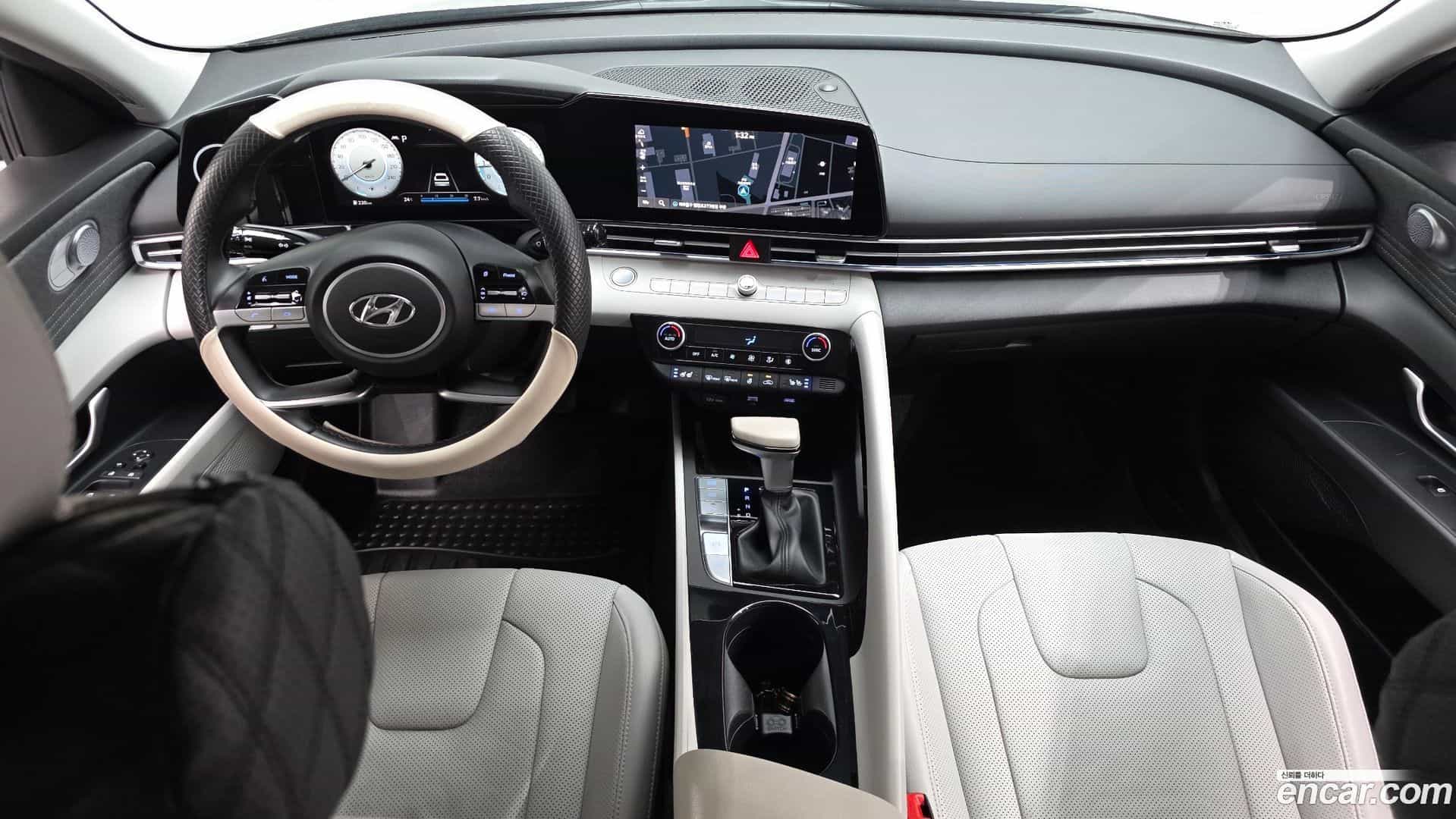 AVANTE Hyundai 2020.5-INNER-007