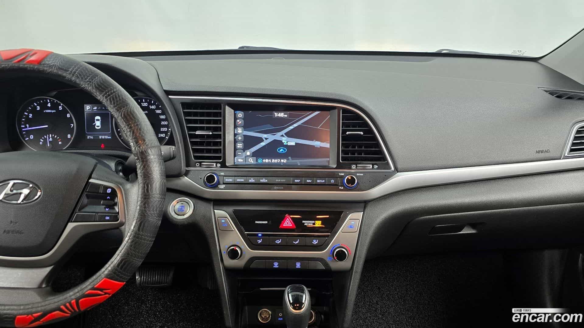 AVANTE Hyundai 2018.6-OPTION-016
