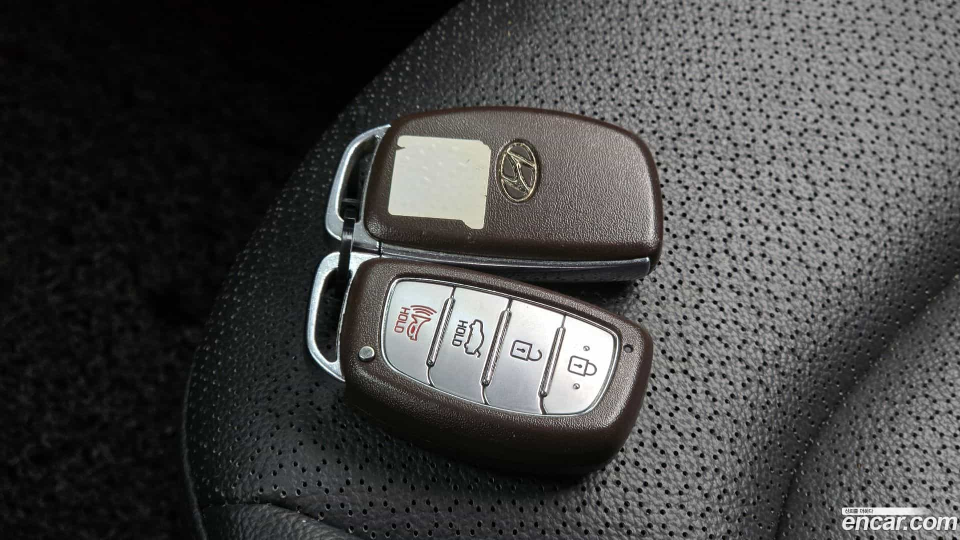 AVANTE Hyundai 2018.6-OPTION-022