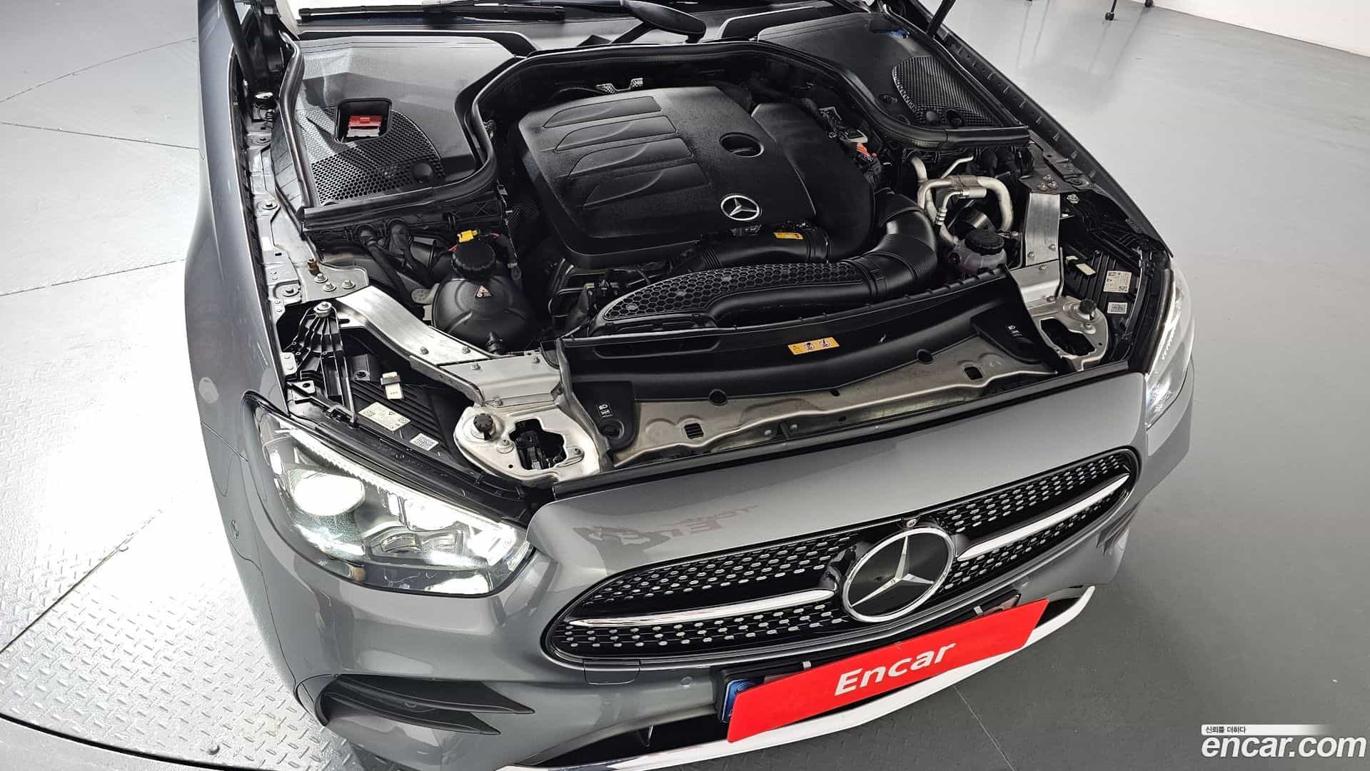 E-Class Mercedes-Benz 2022.3-OUTER-006