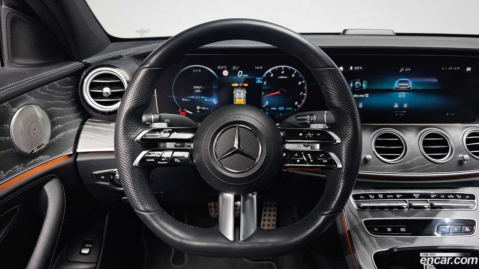 E-Class Mercedes-Benz 2022.3-OPTION-016
