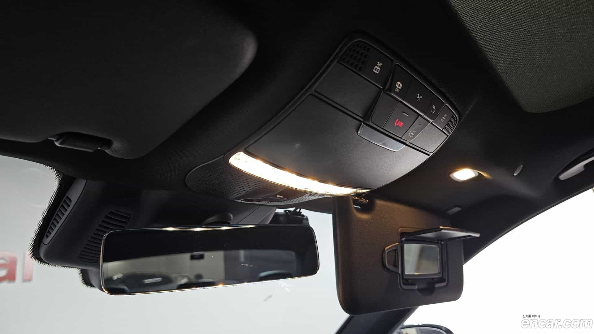 E-Class Mercedes-Benz 2022.3-OPTION-022