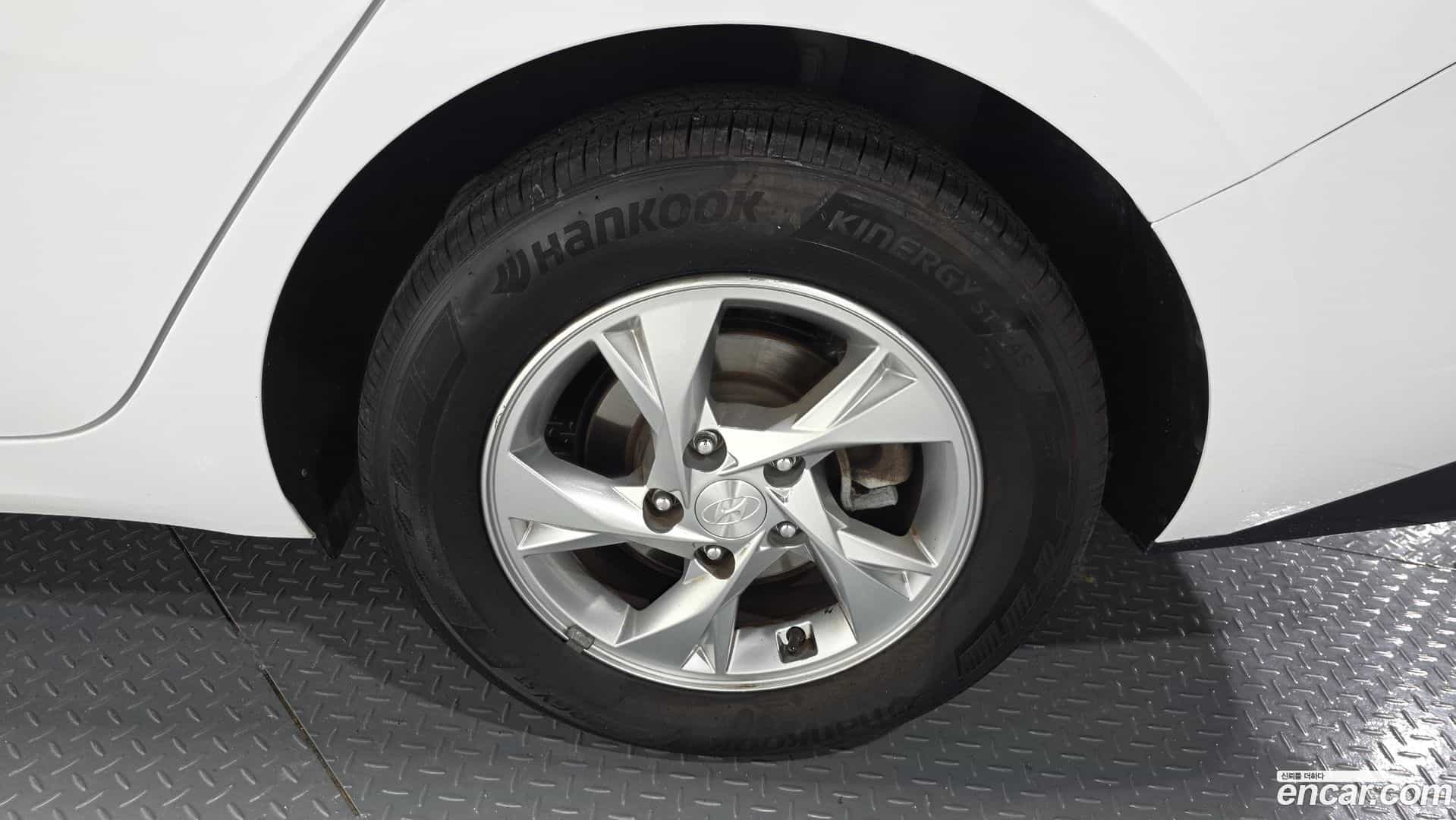 AVANTE Hyundai 2021.6-OUTER-031
