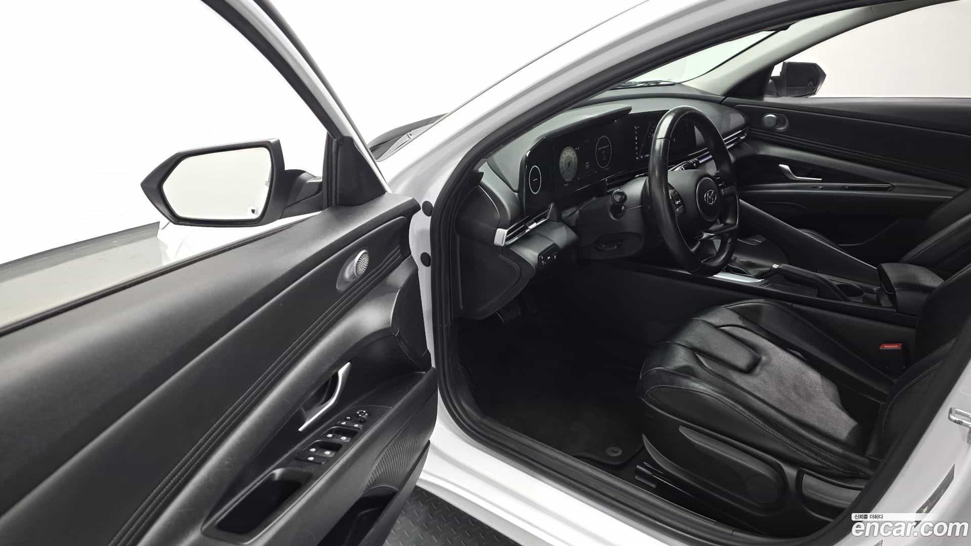 AVANTE Hyundai 2021.3-INNER-010