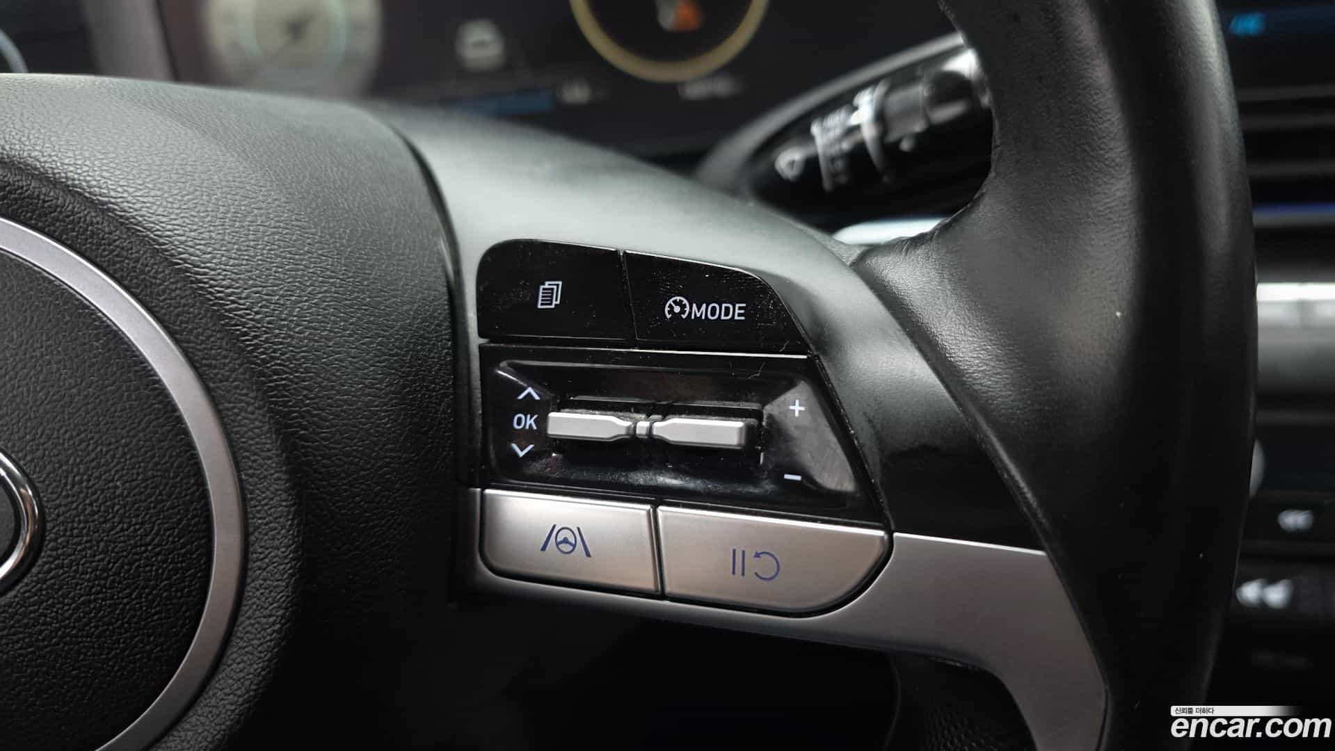 AVANTE Hyundai 2021.3-OPTION-018